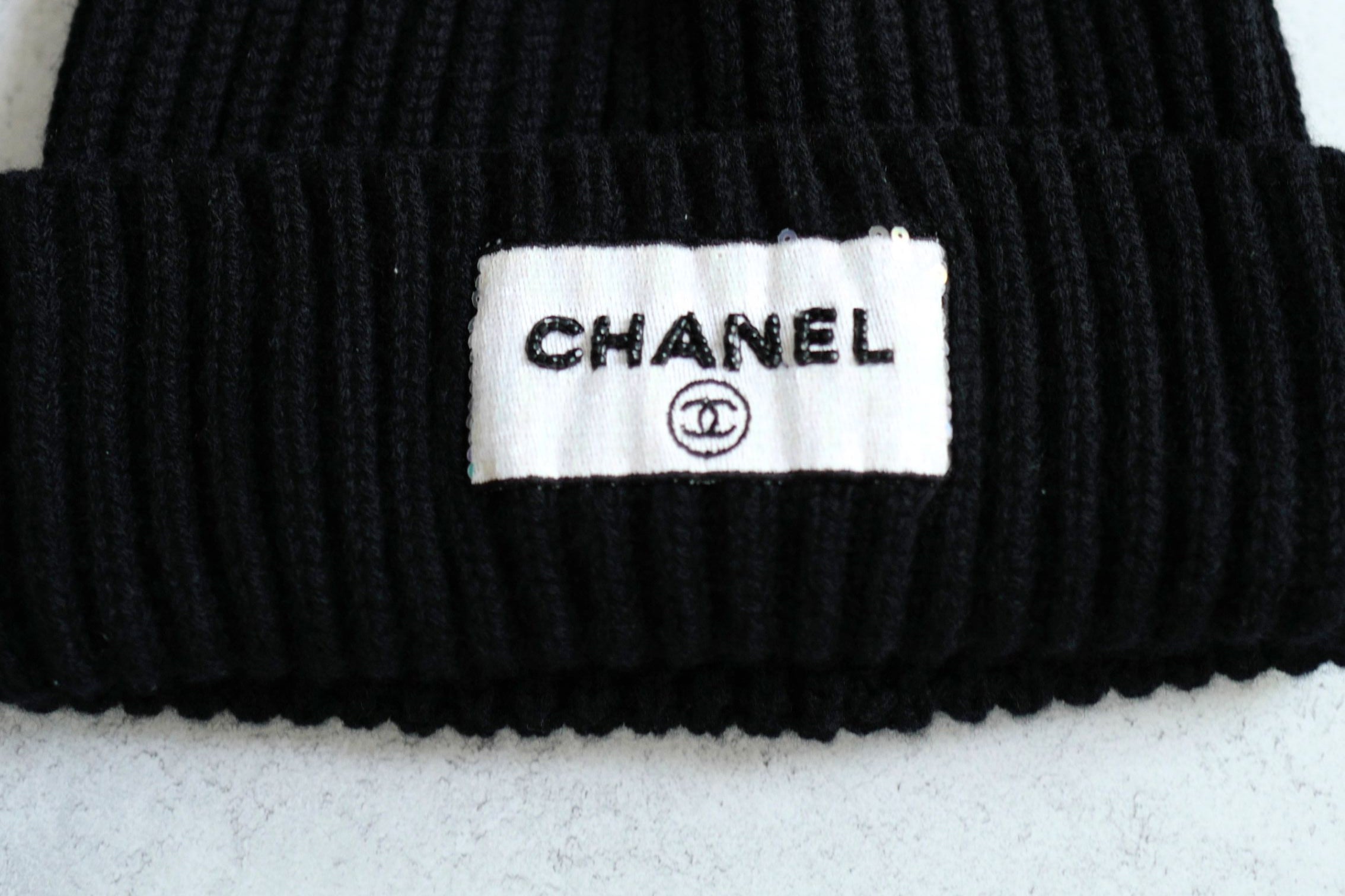 Chanel Black Cashmere Beanie Sequin CHANEL Logo Hat New 23
