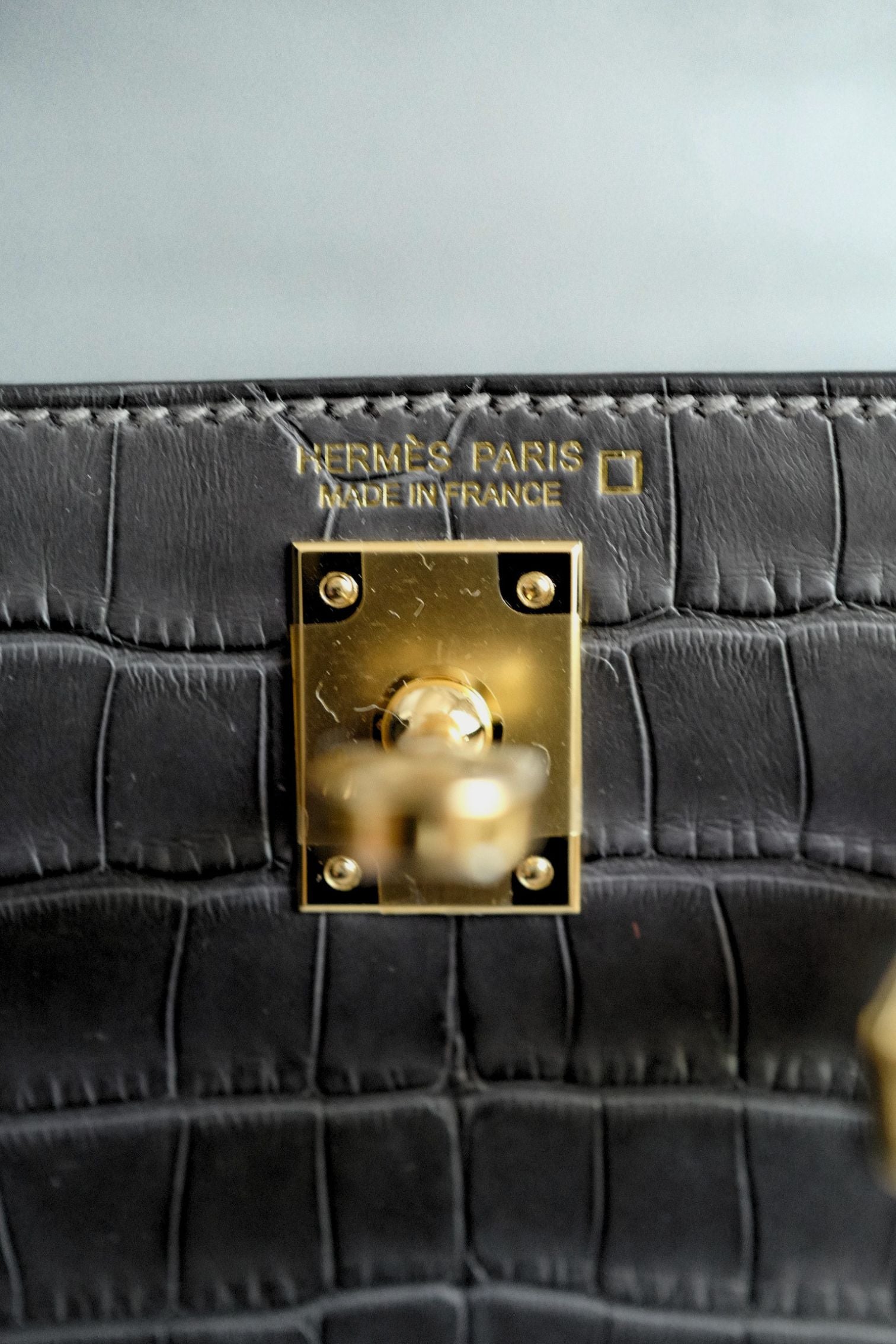 Hermès Mini Kelly Graphite Sellier Alligator Mississippiens K Stamp GHW