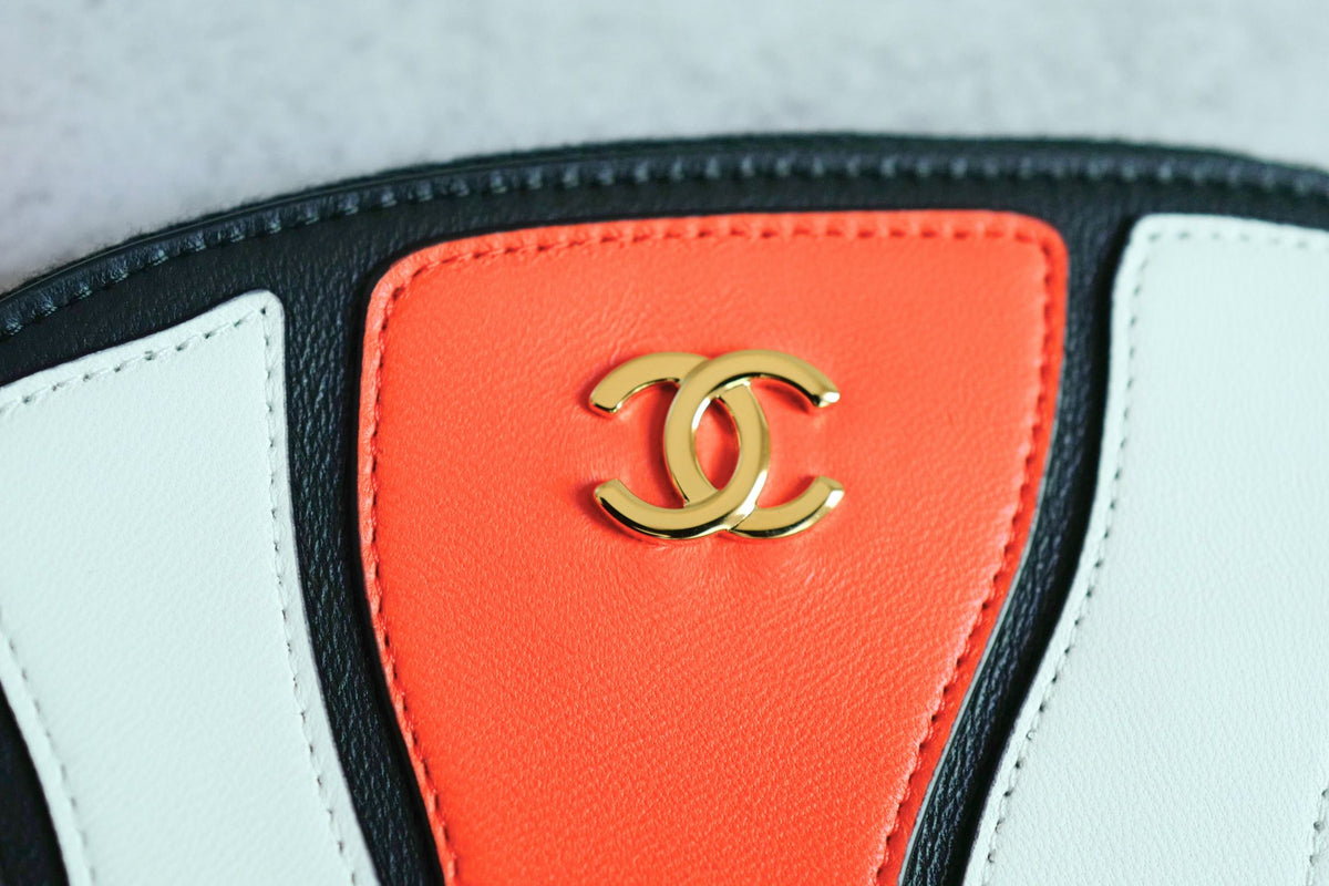 New Chanel 26M Nemo Clutch Lambskin Orange White Black CC Logo