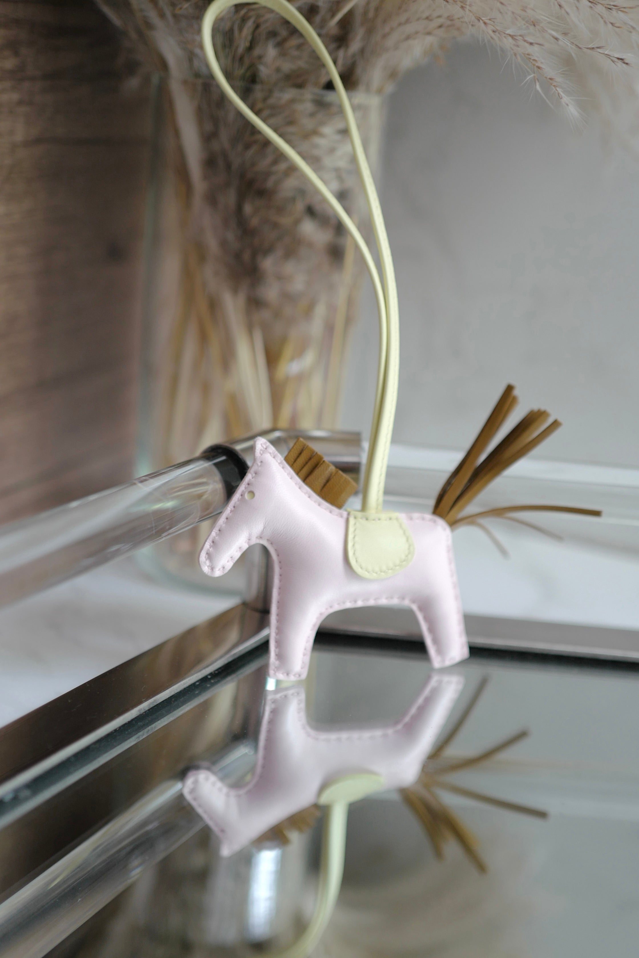 BNIB Hermes Rodeo PM Agneau Milo Rose Darling/Jaune Milton/Kraft