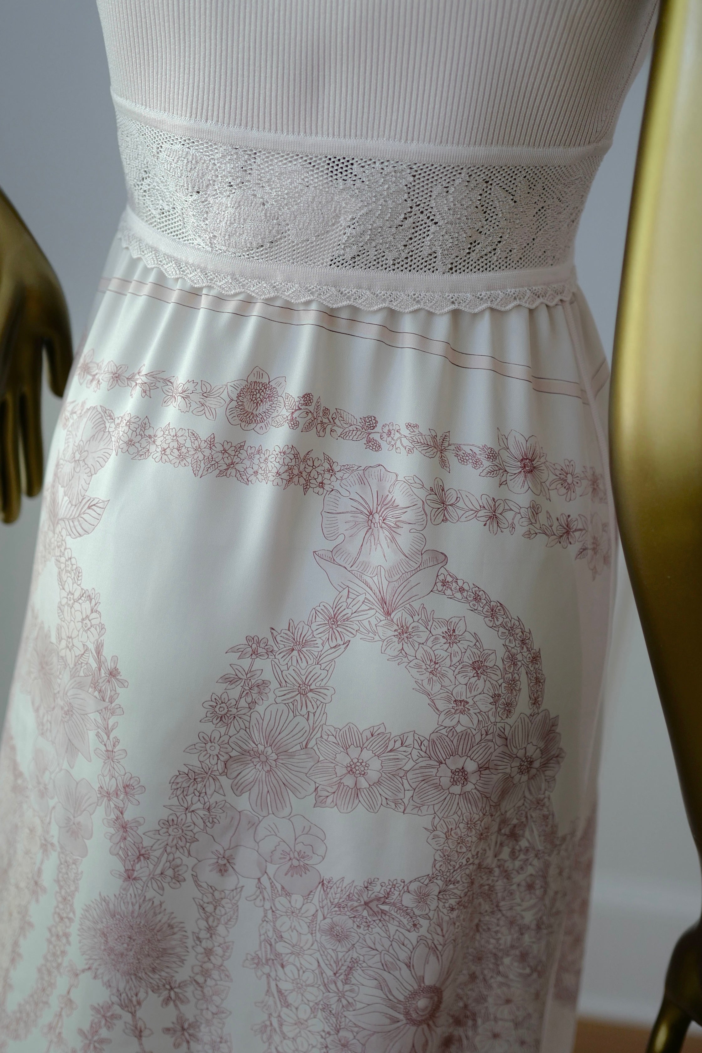NEW Hermes “Brides de Gala en Fleurs” inspi Twillaine Silk Dress size 36