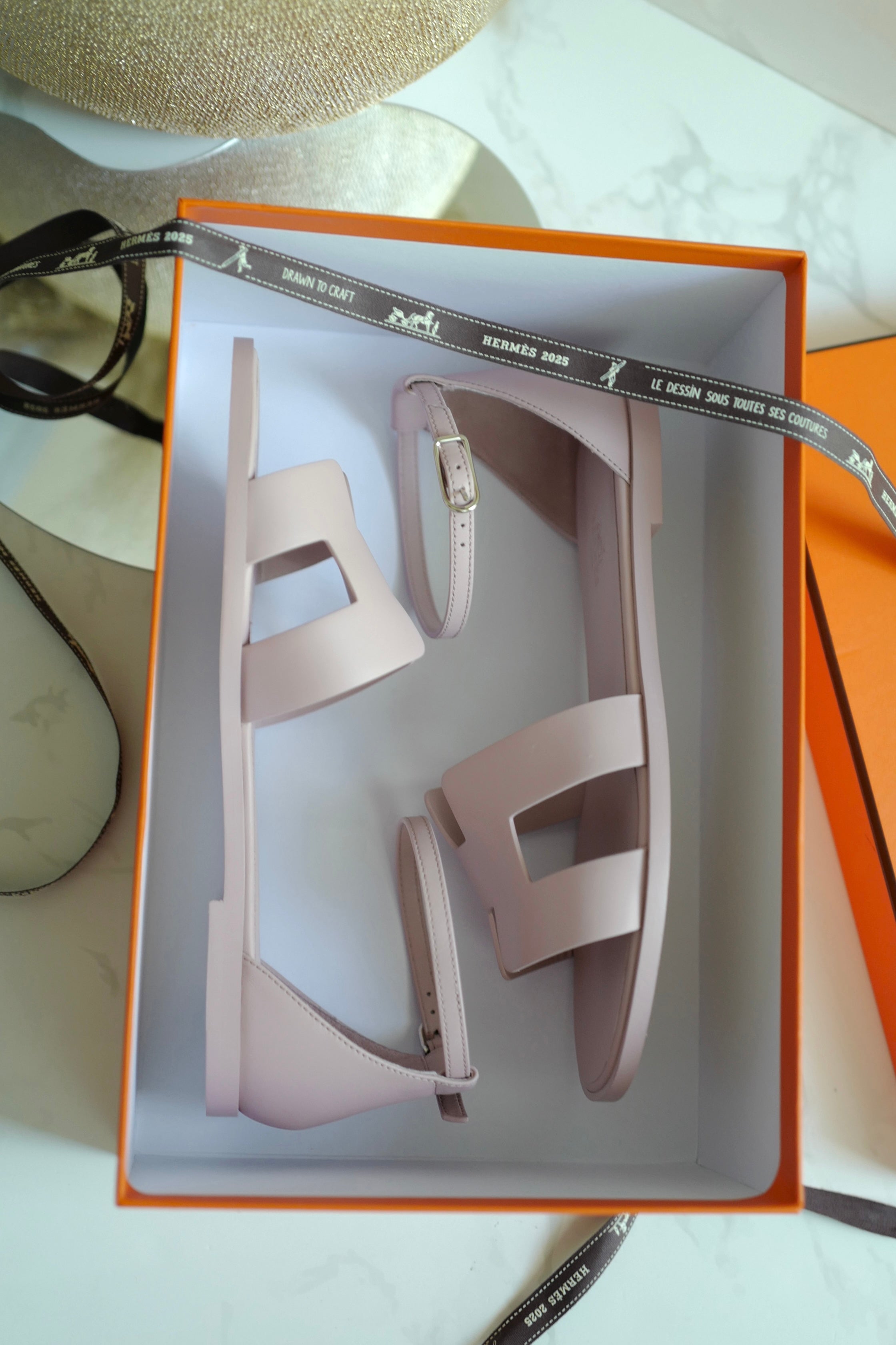 BNIB Hermes Santorini Sandal In rose cancan Size 39