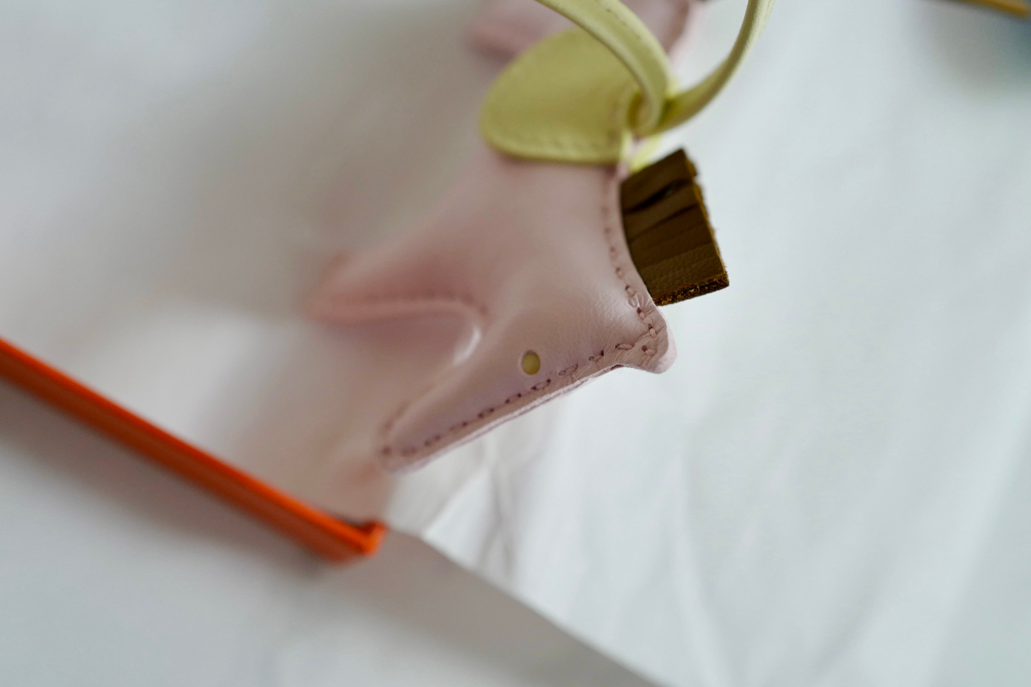 BNIB Hermes Rodeo PM Agneau Milo Rose Darling/Jaune Milton/Kraft
