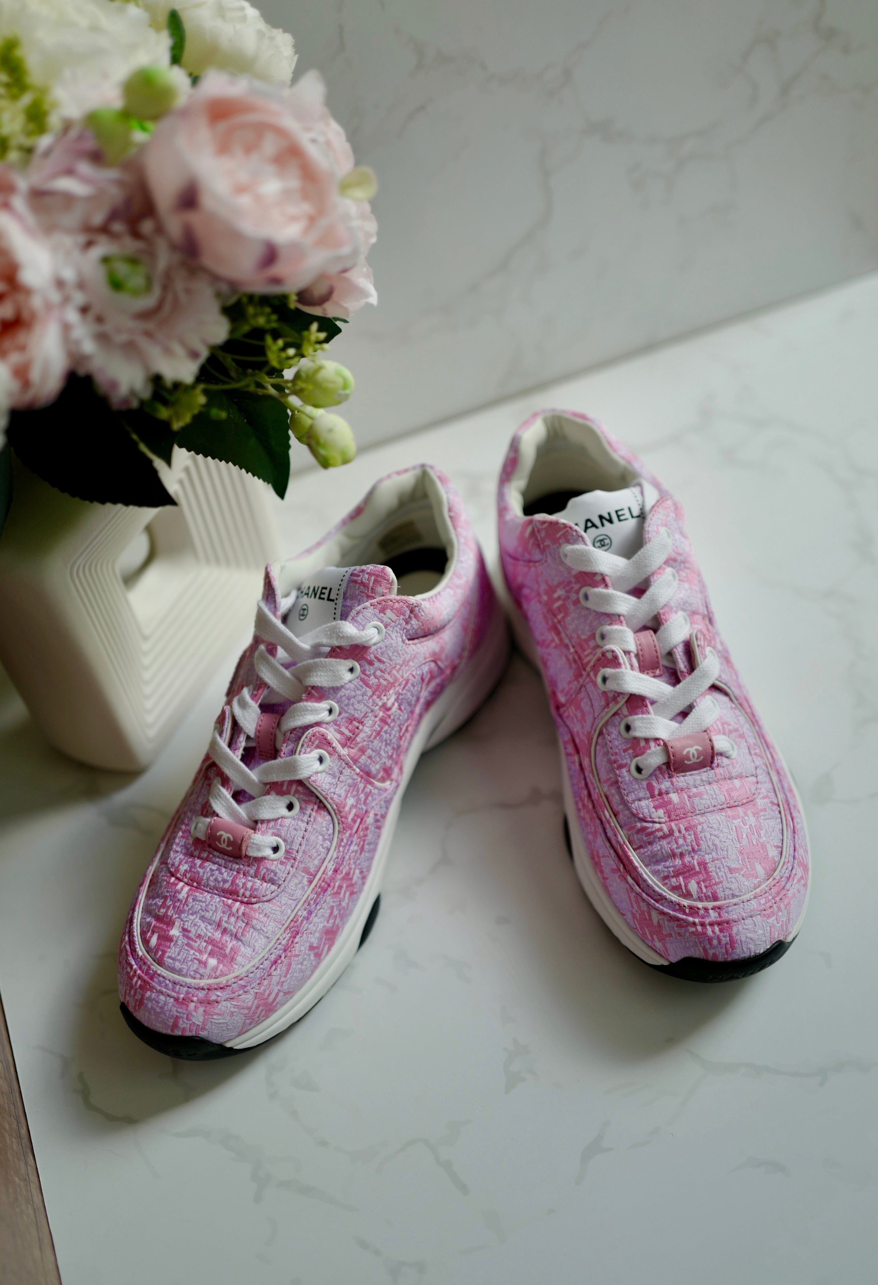 BNIB Chanel 24 Interlocking CC Logo Tweed Chunky Sneakers size 38