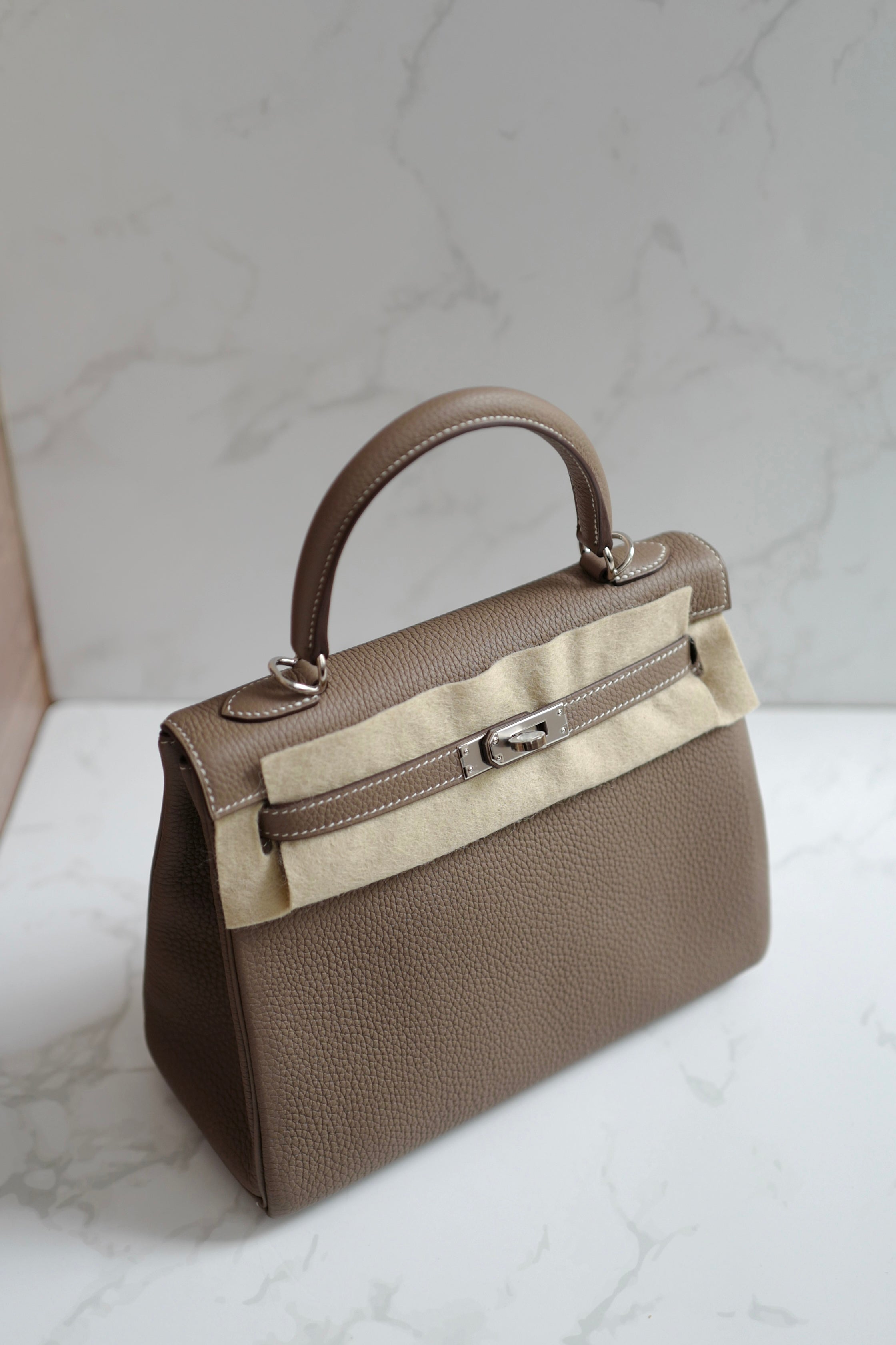 BNIB Hermes Kelly 25 Etoupe Togo Retourne Palladium HW Y 2020 NEW