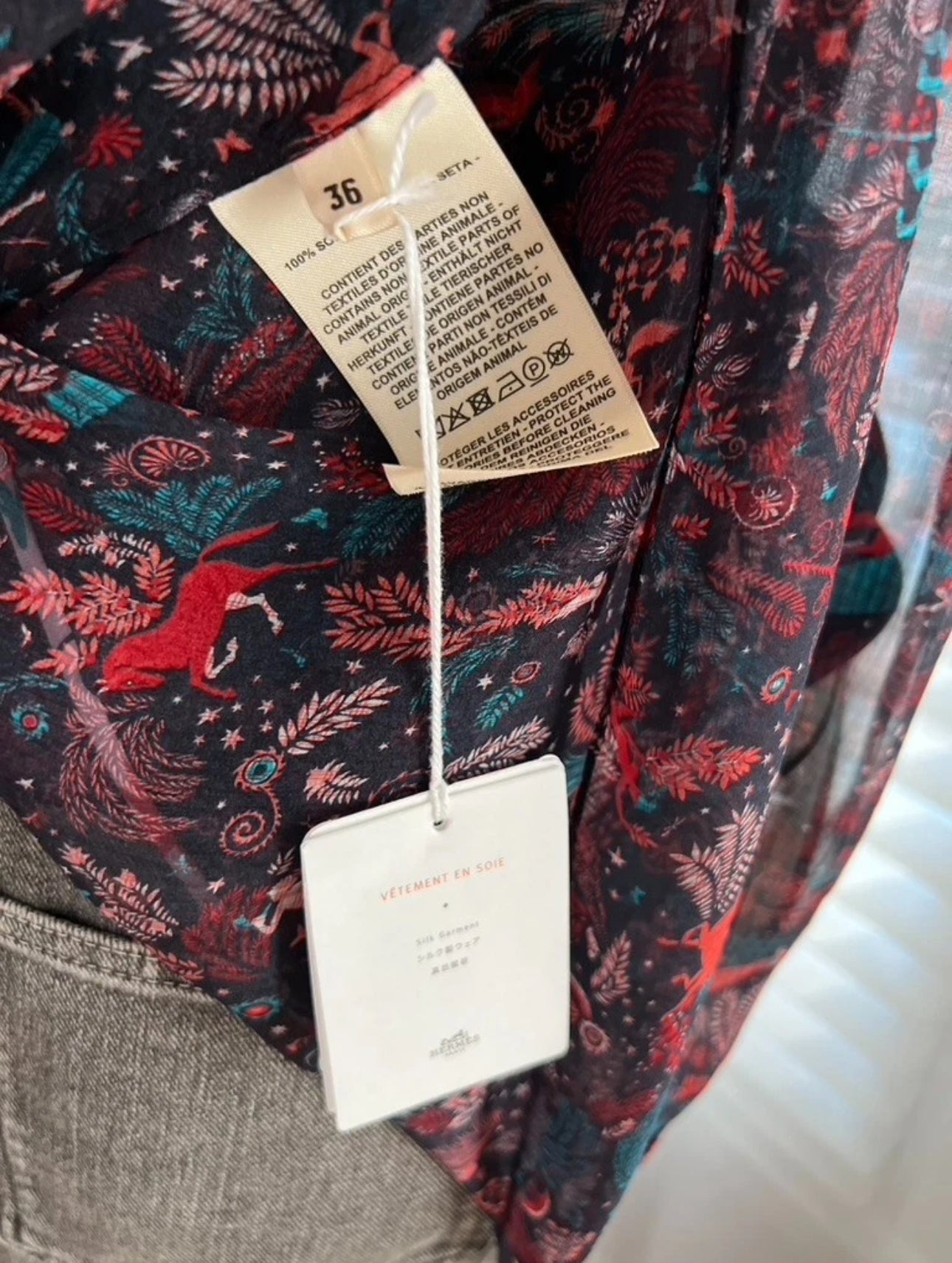 Hermes Silk Blouse Ennobli A Plastron Ox Bleu Marin Sleeveless 36 NEW Two Pcs