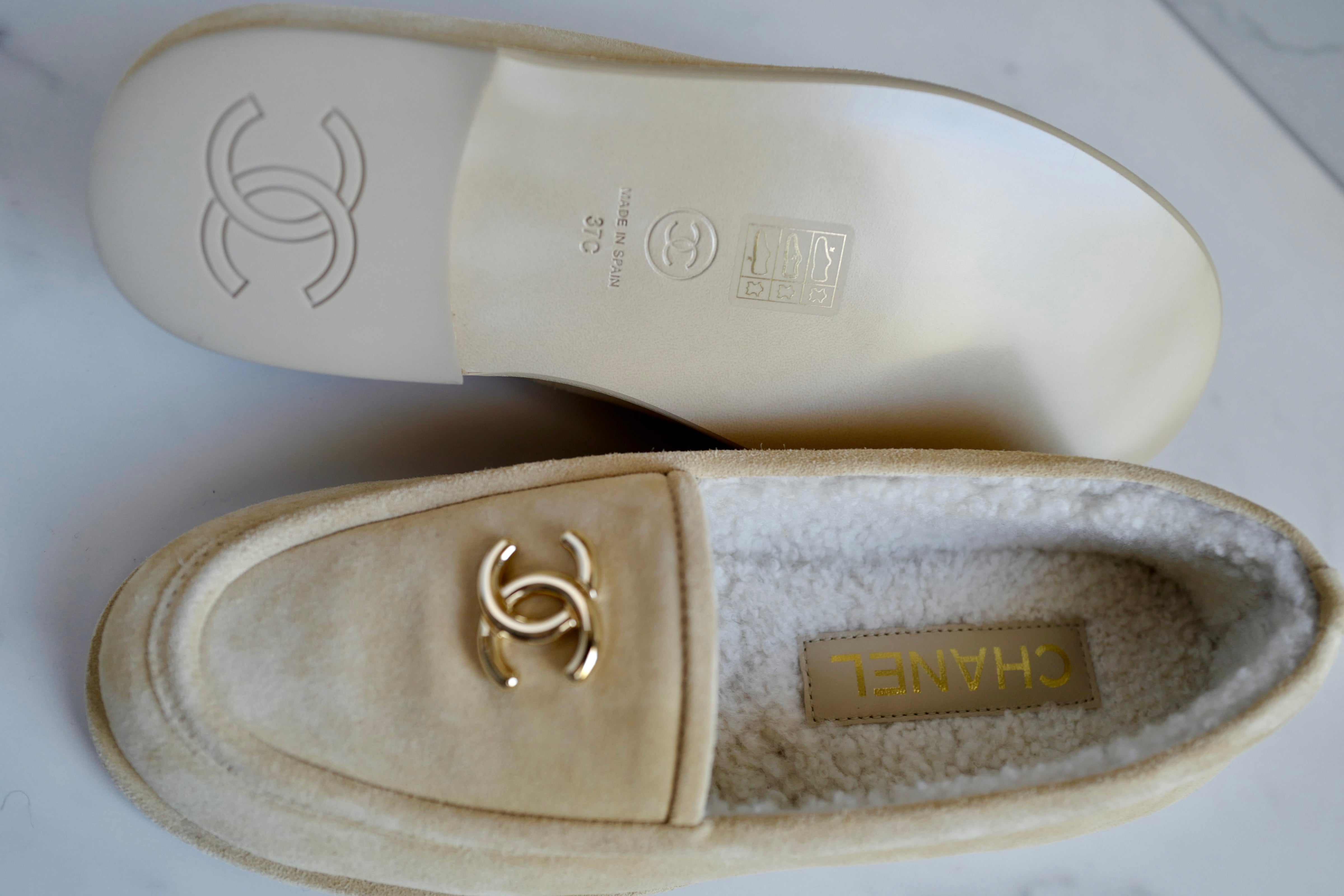 Chanel 24K Shearling Lined Suede Calfskin CC Loafers Moccasins Shoes size 37