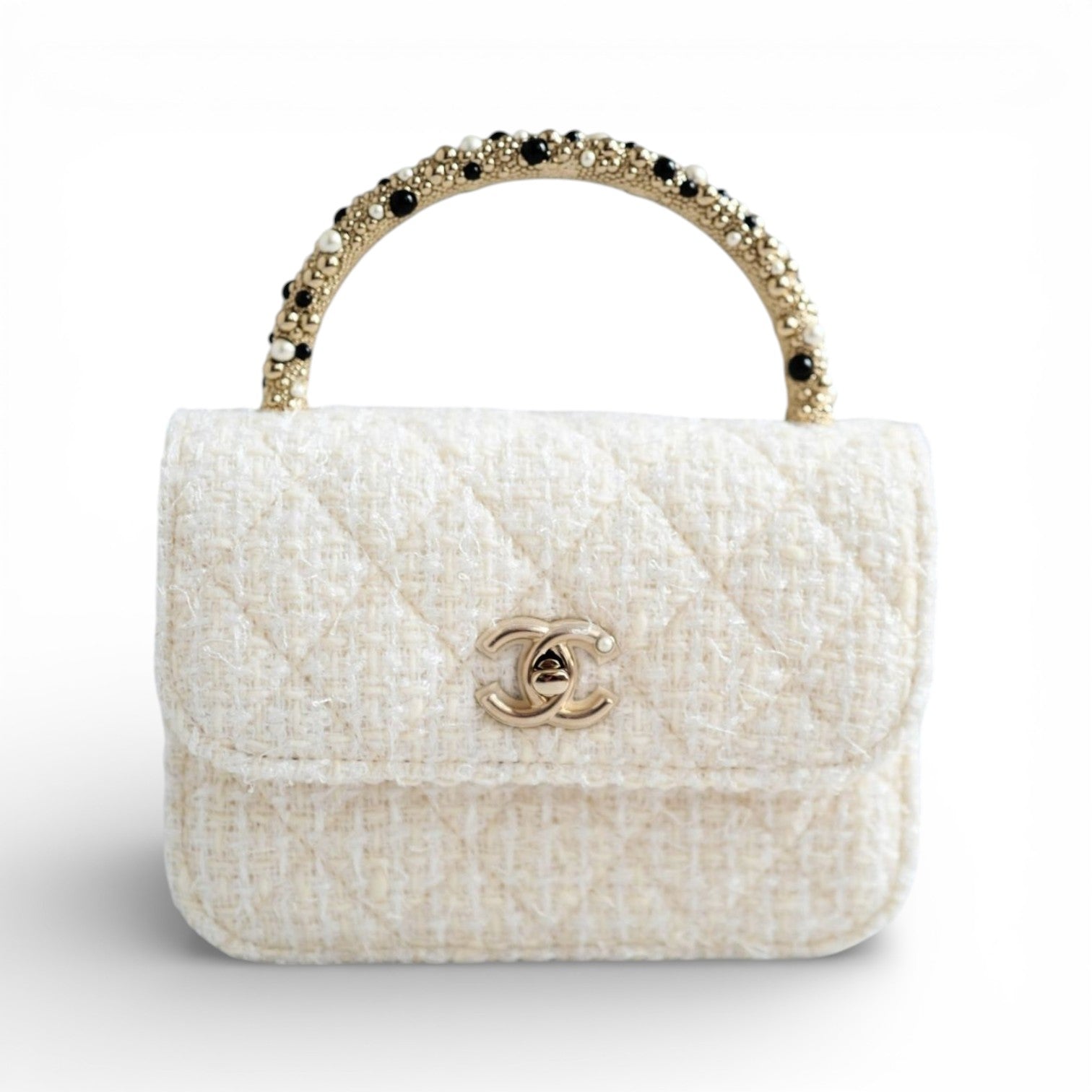 CHANEL 26C Top Handle Clutch With Chain in Tweed Pearl Ecru White Gold