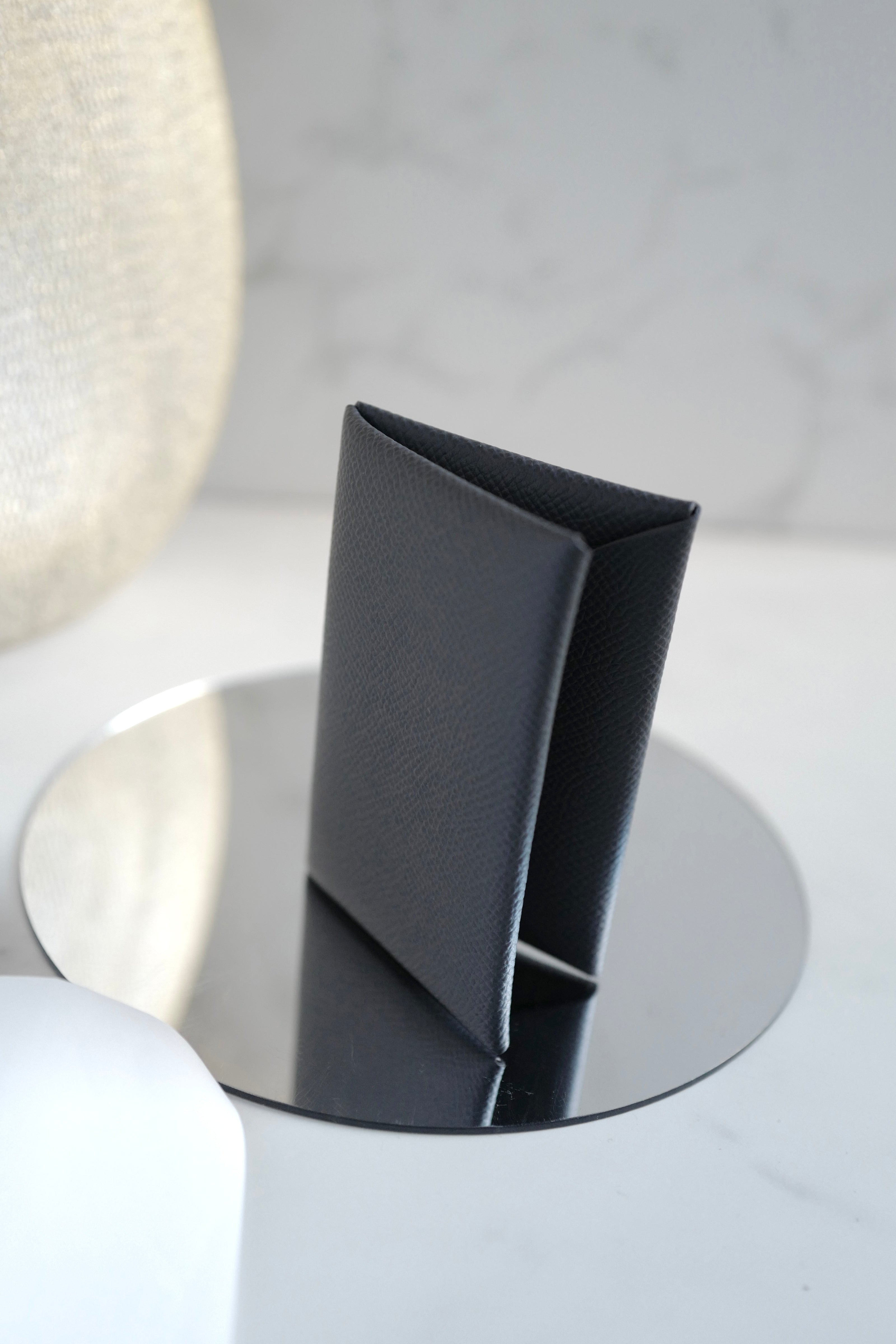 BNIB Hermes Calvi Duo in Gris Misty Epsom Leather Card Holder PHW
