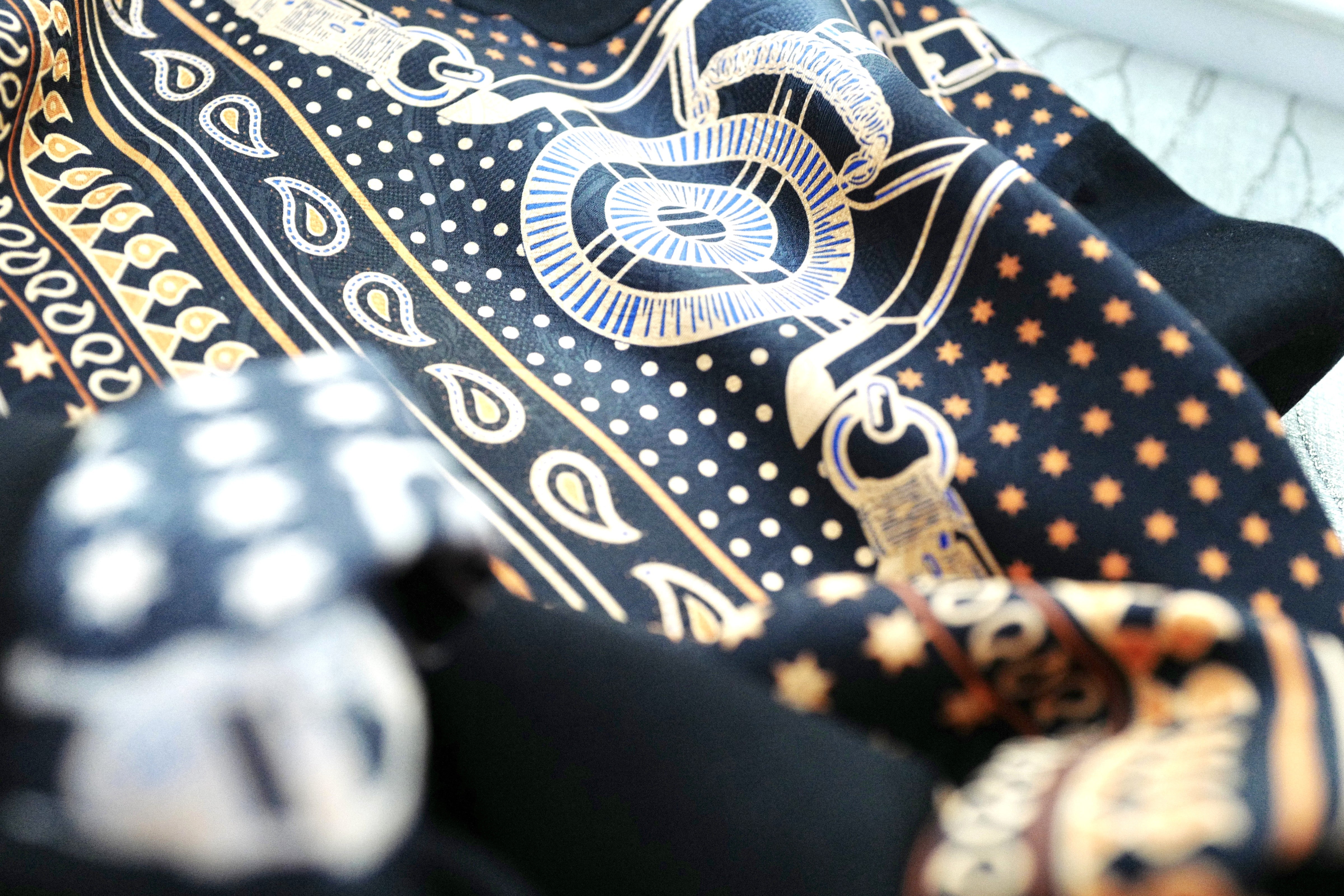 NEW Hermes Eperon D’or Bandana Short-sleeve Twillaine Pullover Noir Black sz 34
