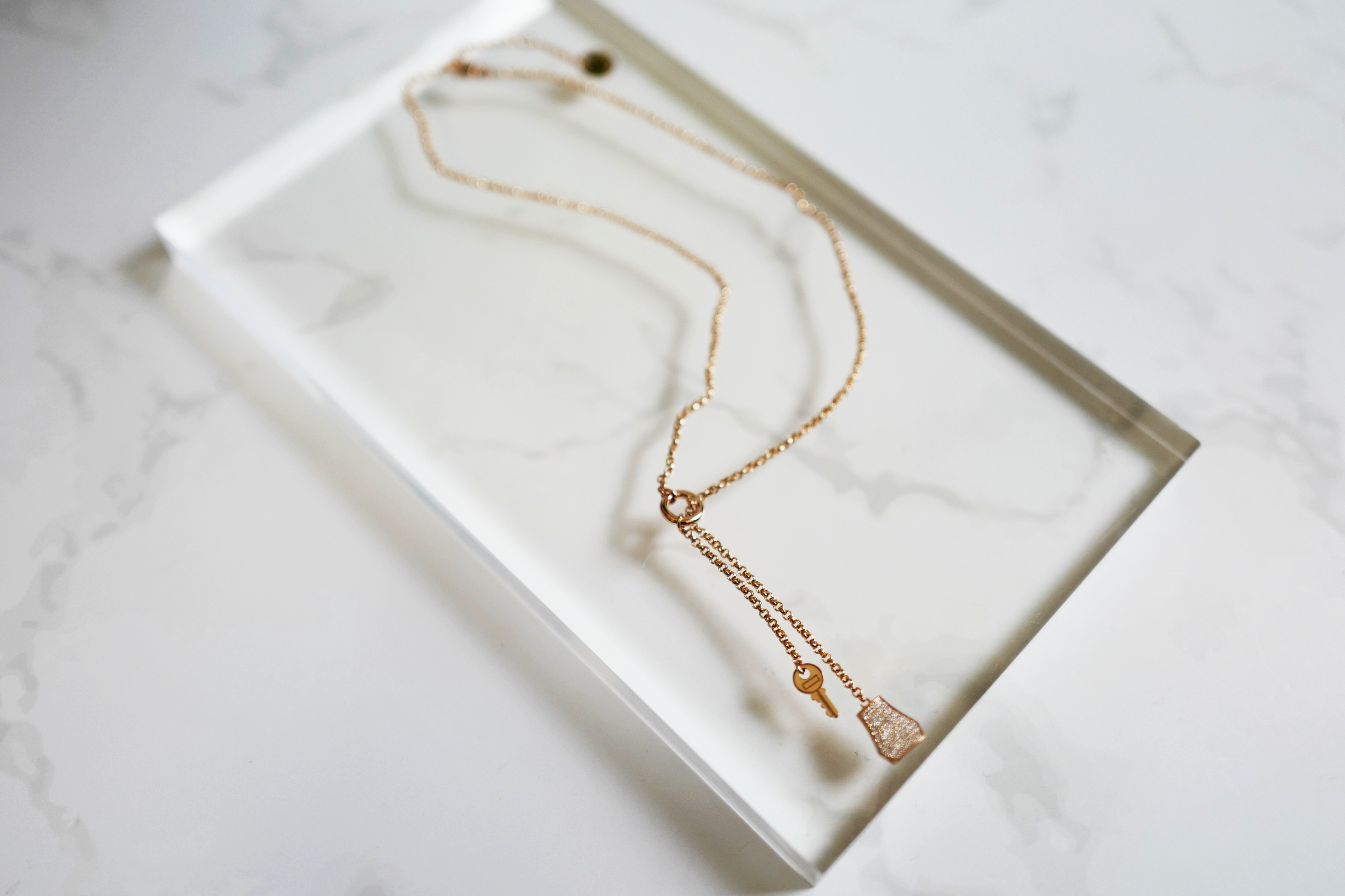 New Hermes Kelly Clochette Necklace pm dia 18k Rose Gold With Diamonds $11K