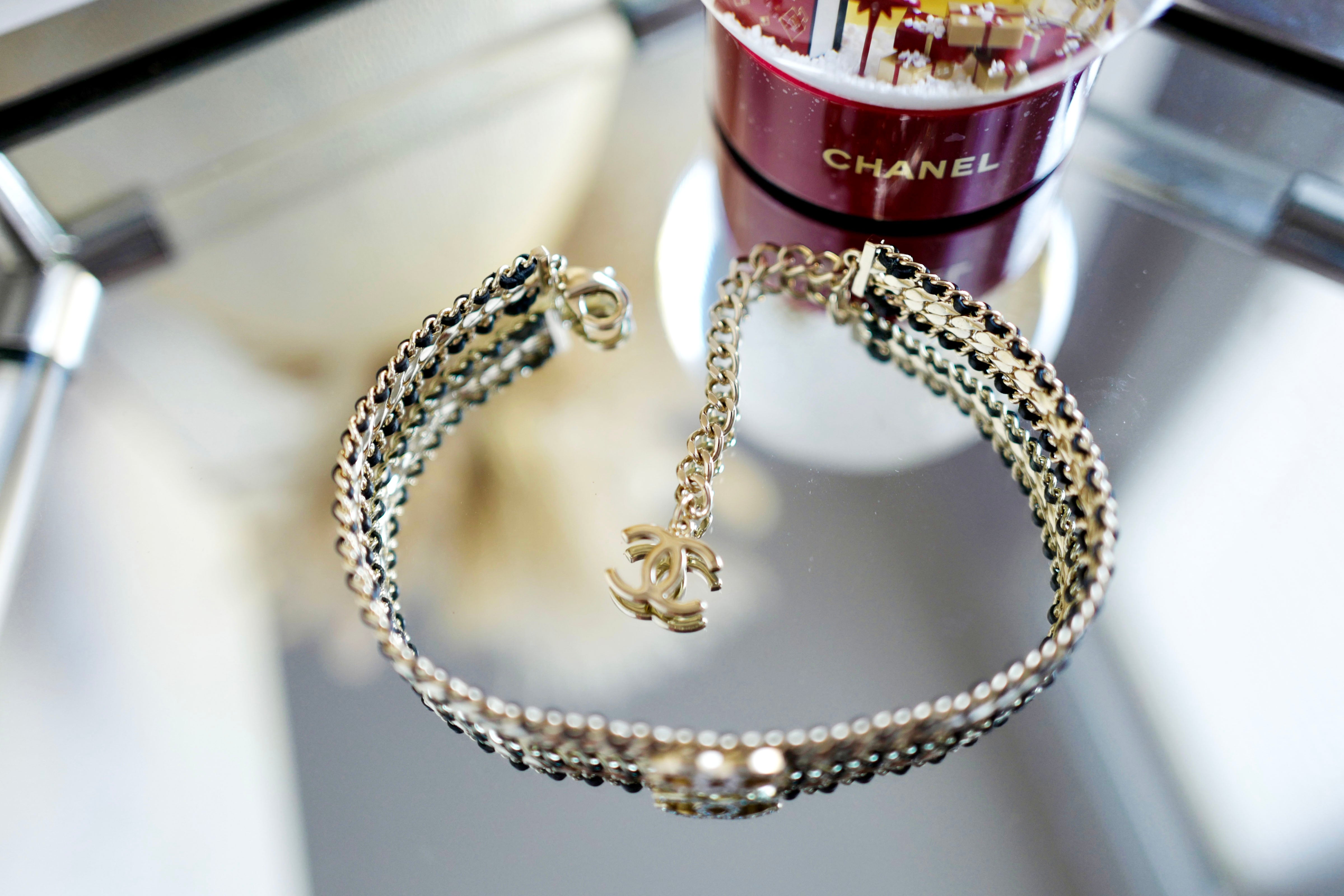 NEW Chanel Fall/Winter 2024/25 Collection Black/Gold Choker Necklace Crystals CC