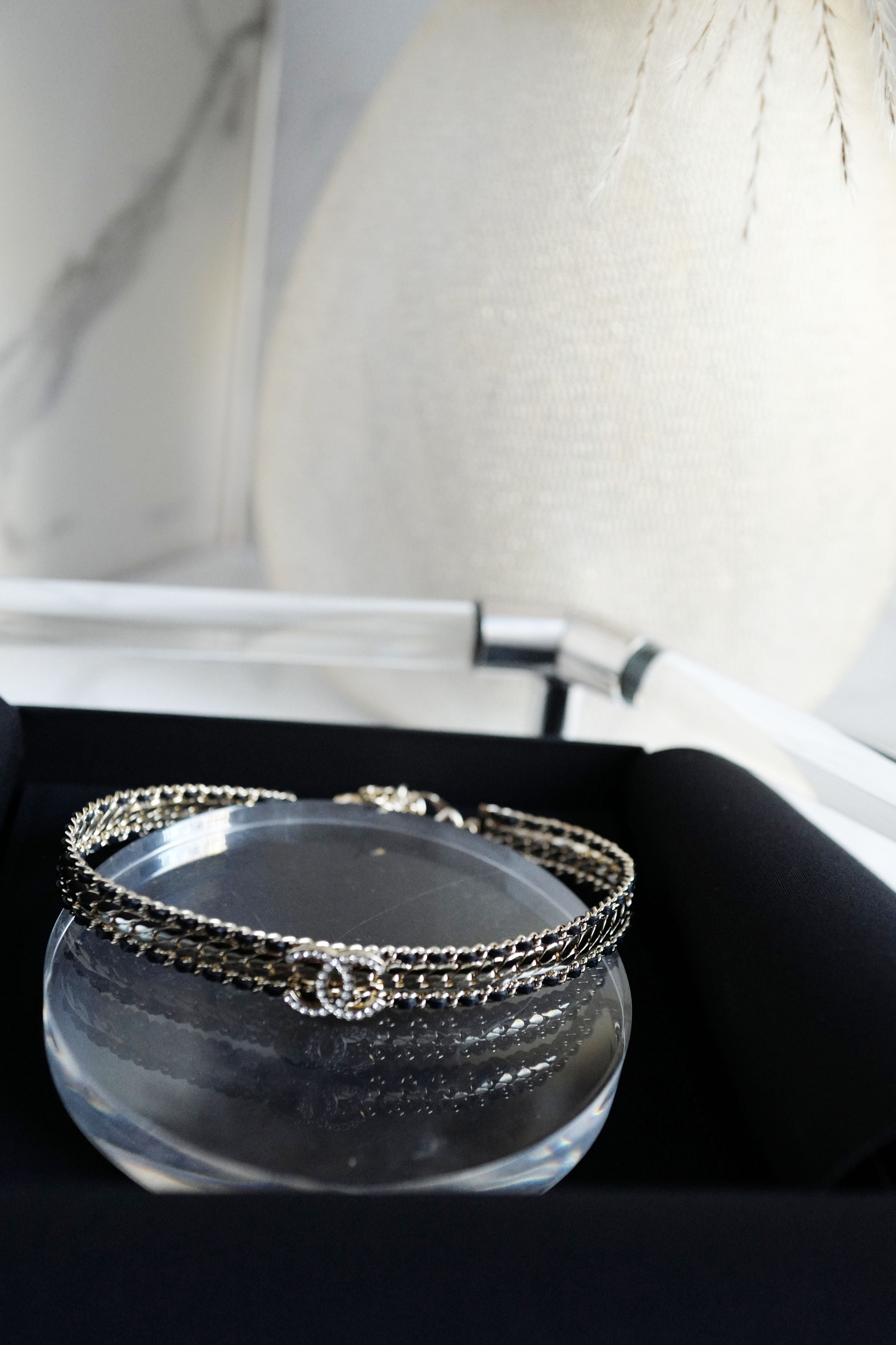 NEW Chanel Fall/Winter 2024/25 Collection Black/Gold Choker Necklace Crystals CC