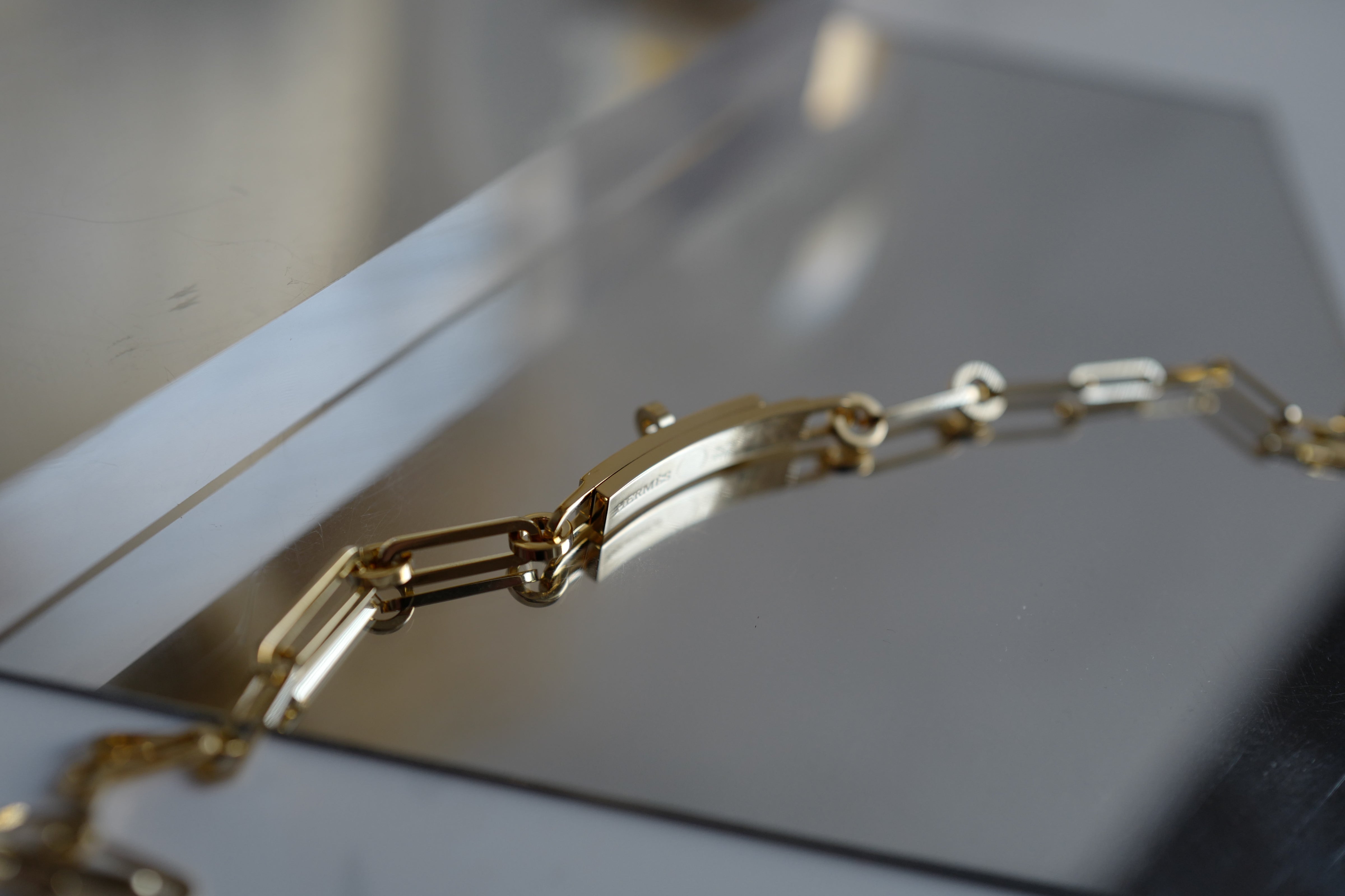 BNIB Hermes Kelly chaine Double Chain/Choker necklace diamonds Yellow Gold