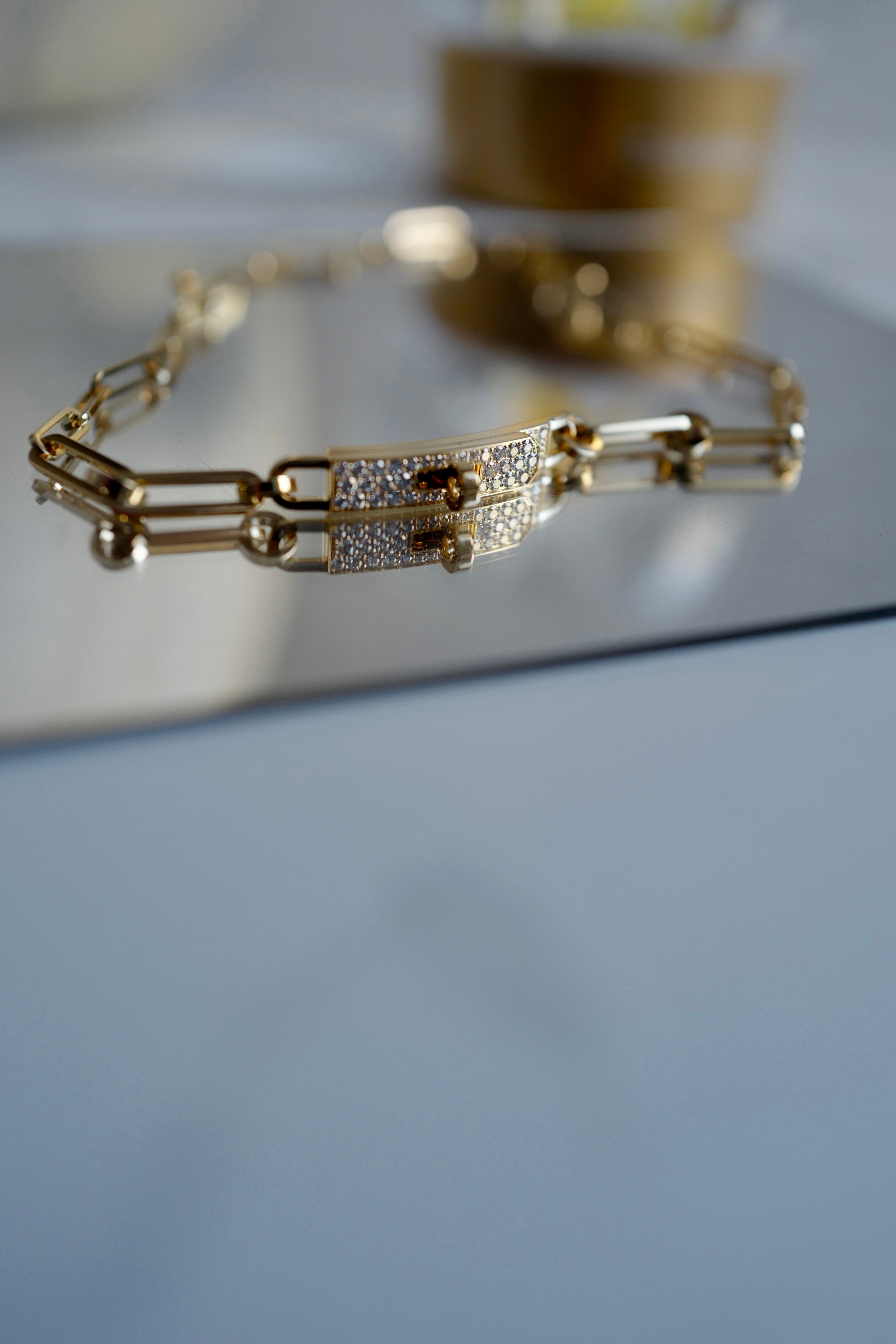 BNIB Hermes Kelly chaine Double Chain/Choker necklace diamonds Yellow Gold