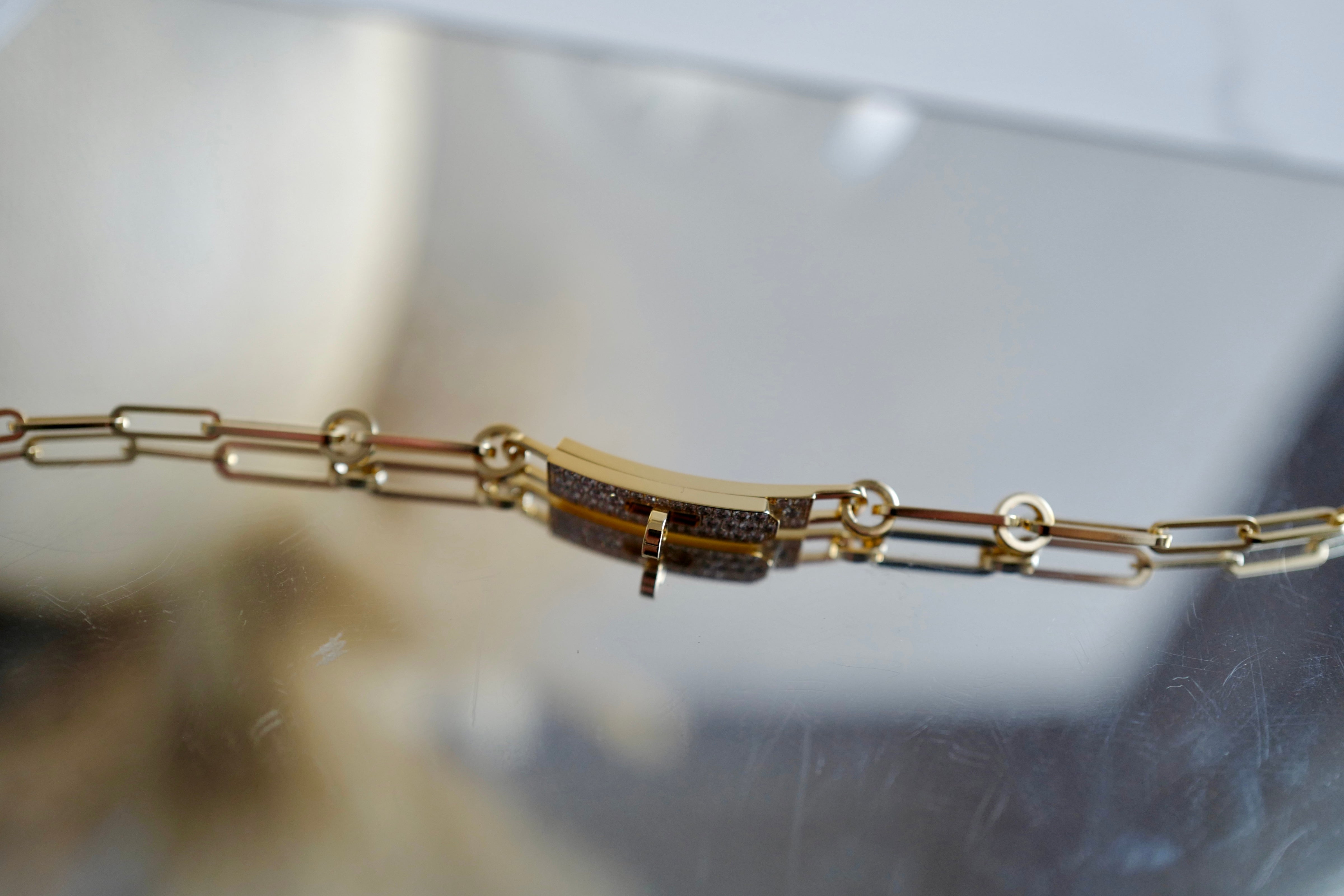 BNIB Hermes Kelly chaine Double Chain/Choker necklace diamonds Yellow Gold