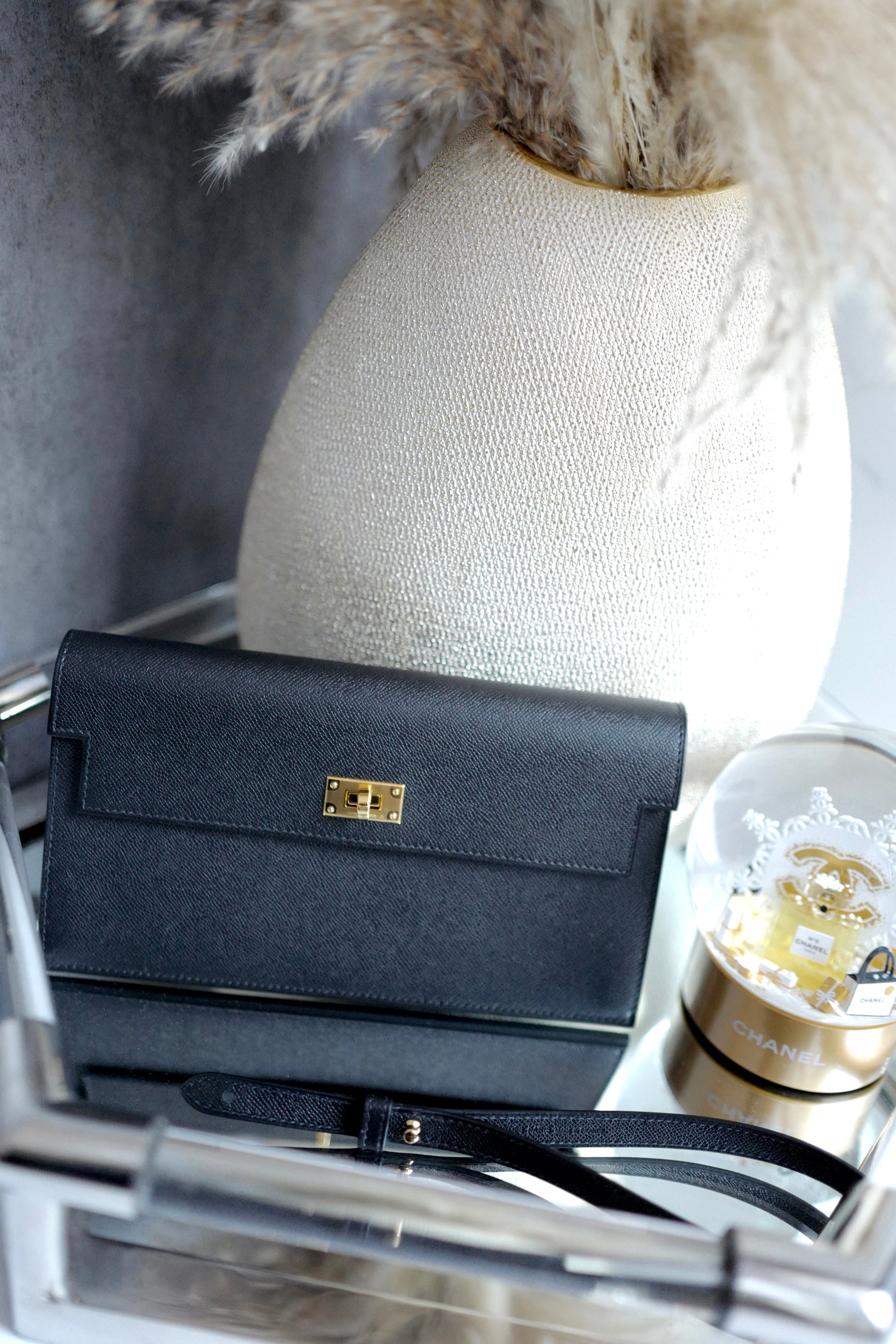 BNIB HERMES Kelly Pocket Long Wallet Noir/Black Veau Madame GHW