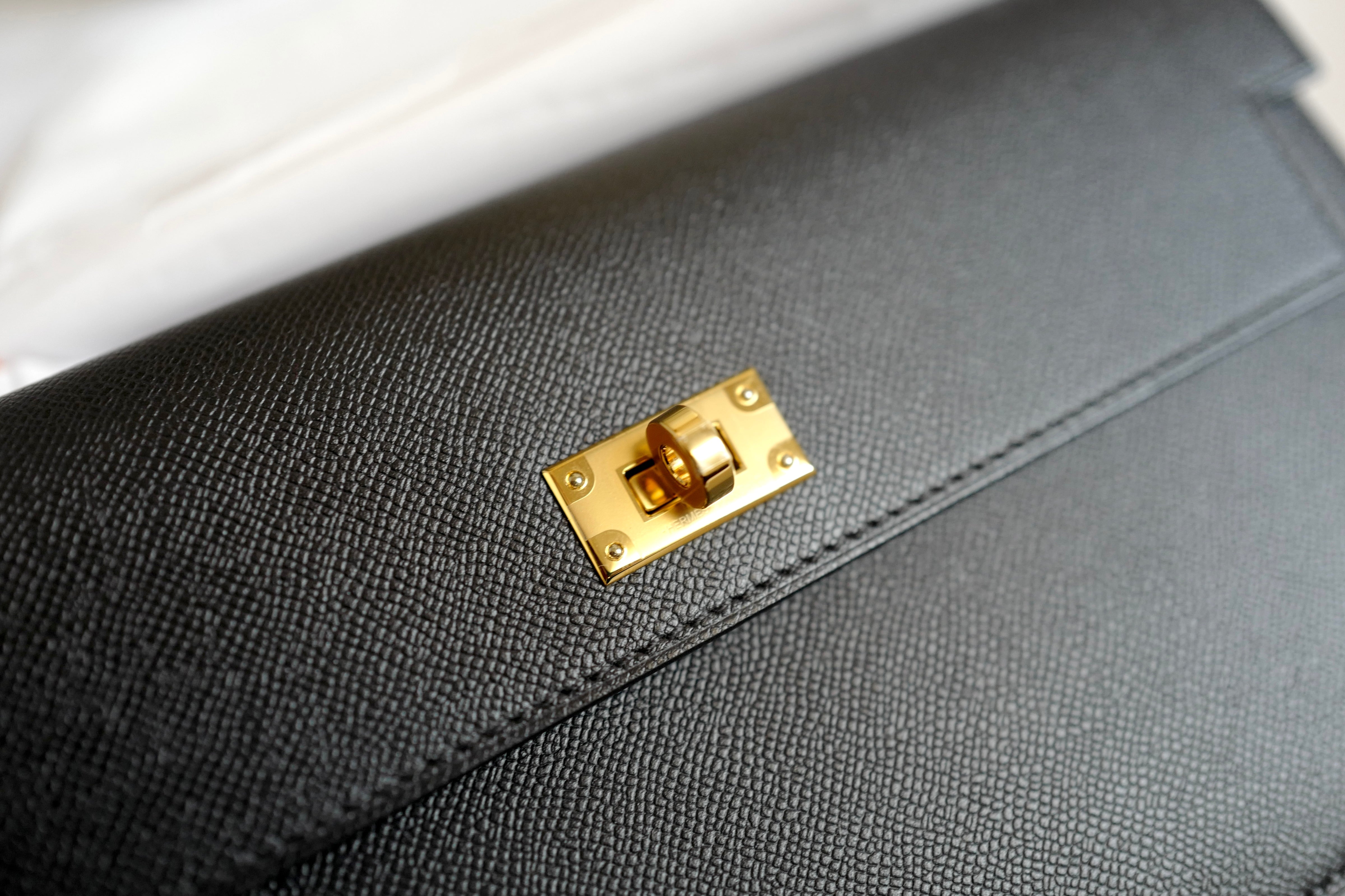 BNIB HERMES Kelly Pocket Long Wallet Noir/Black Veau Madame GHW