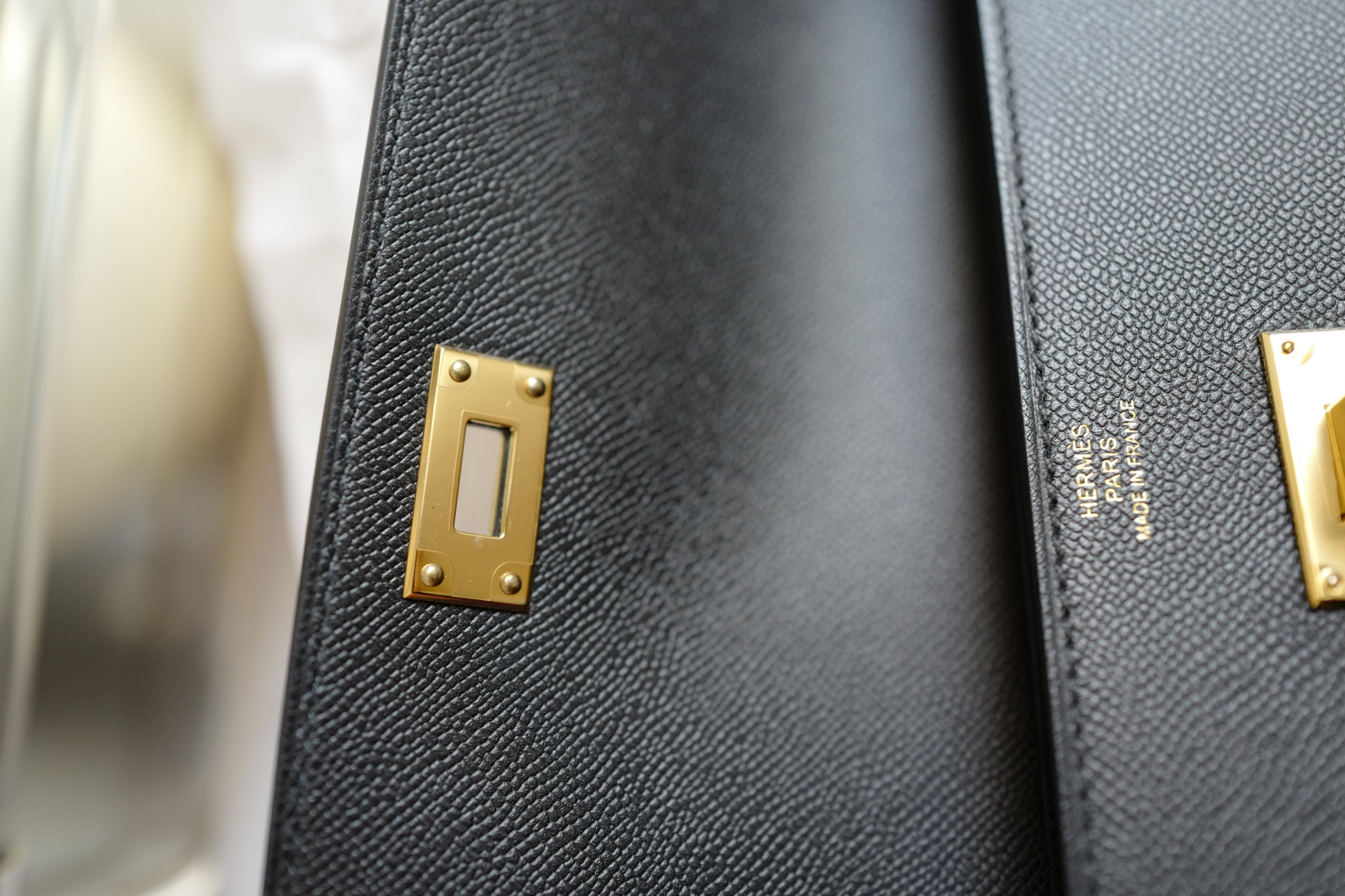 BNIB HERMES Kelly Pocket Long Wallet Noir/Black Veau Madame GHW