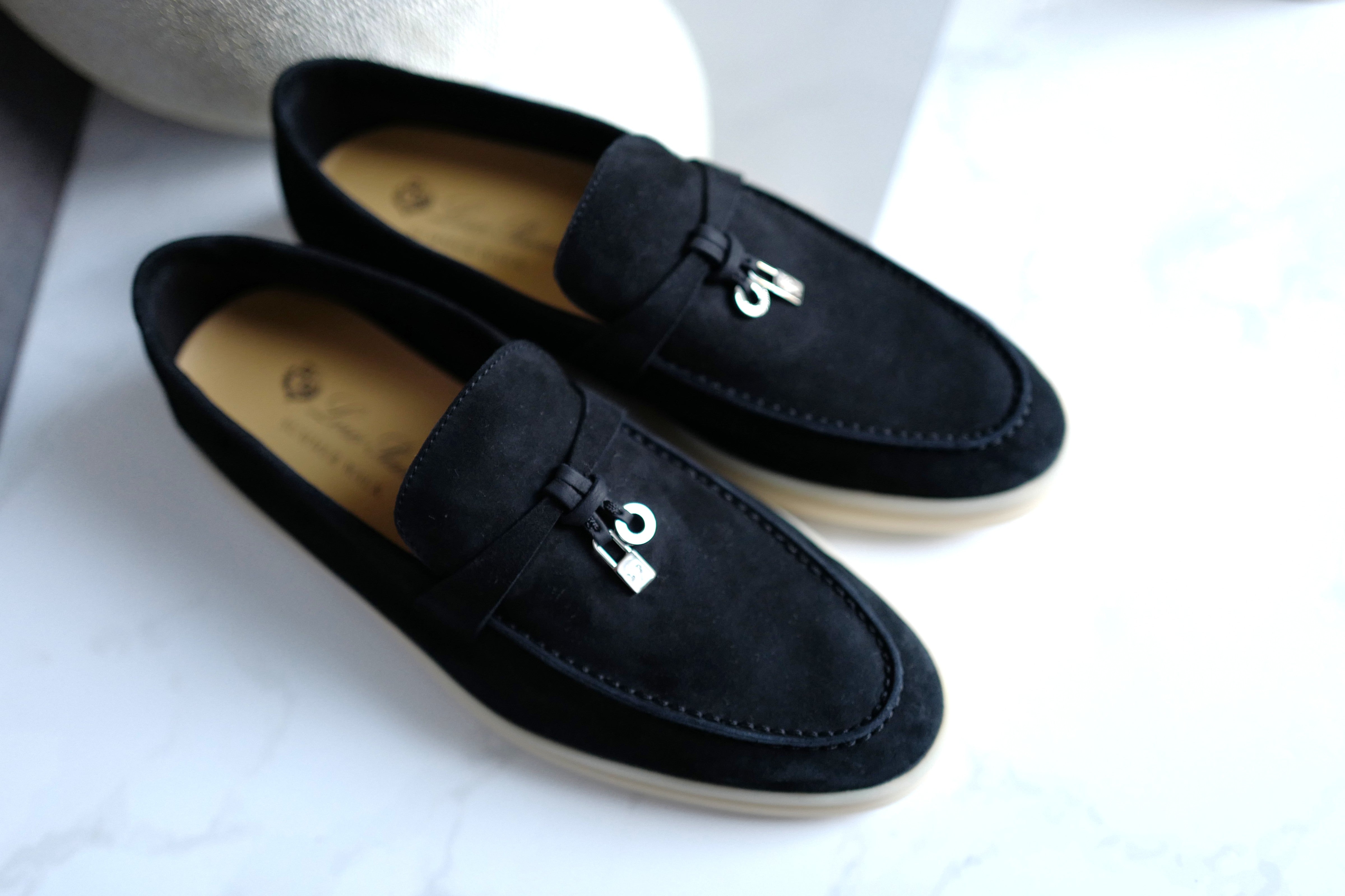 BNIB Loro Piana Summer Walks Caviar Size 37.5