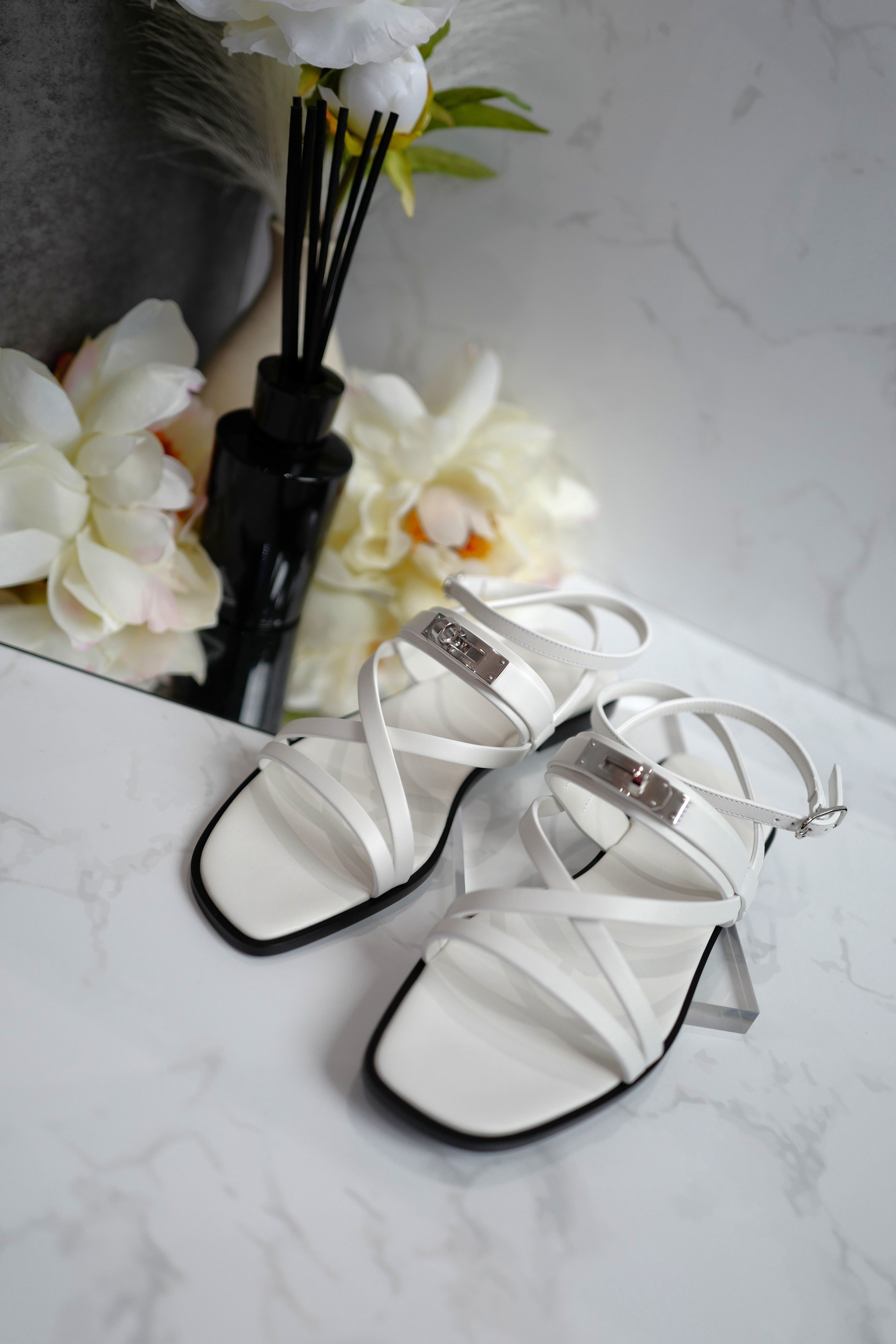 BNIB Hermes Women's June Sandal WHITE CALF 38.5