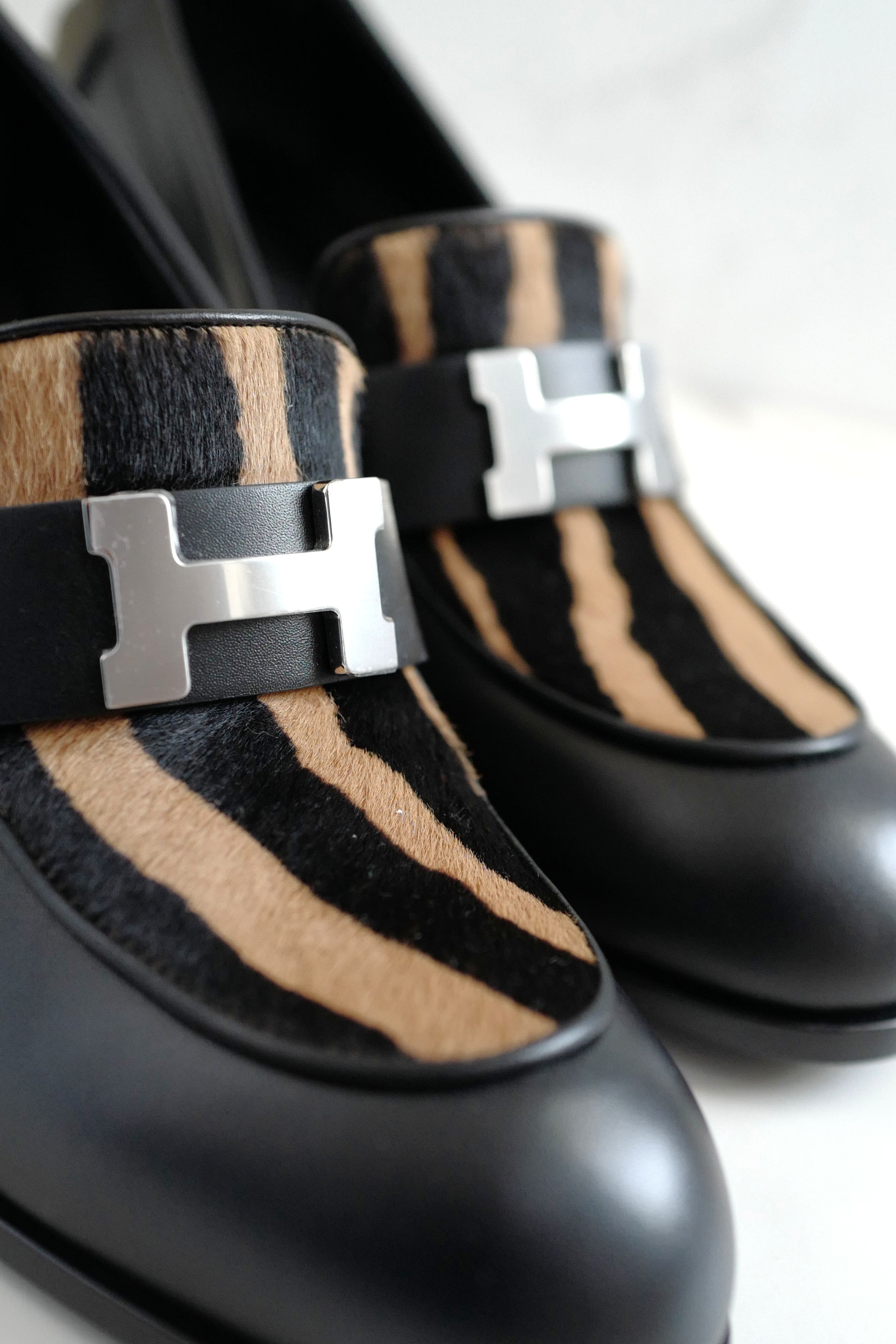 BNIB Hermes Mocassins Dauphine 70 w/ Leopard Detail Size 39