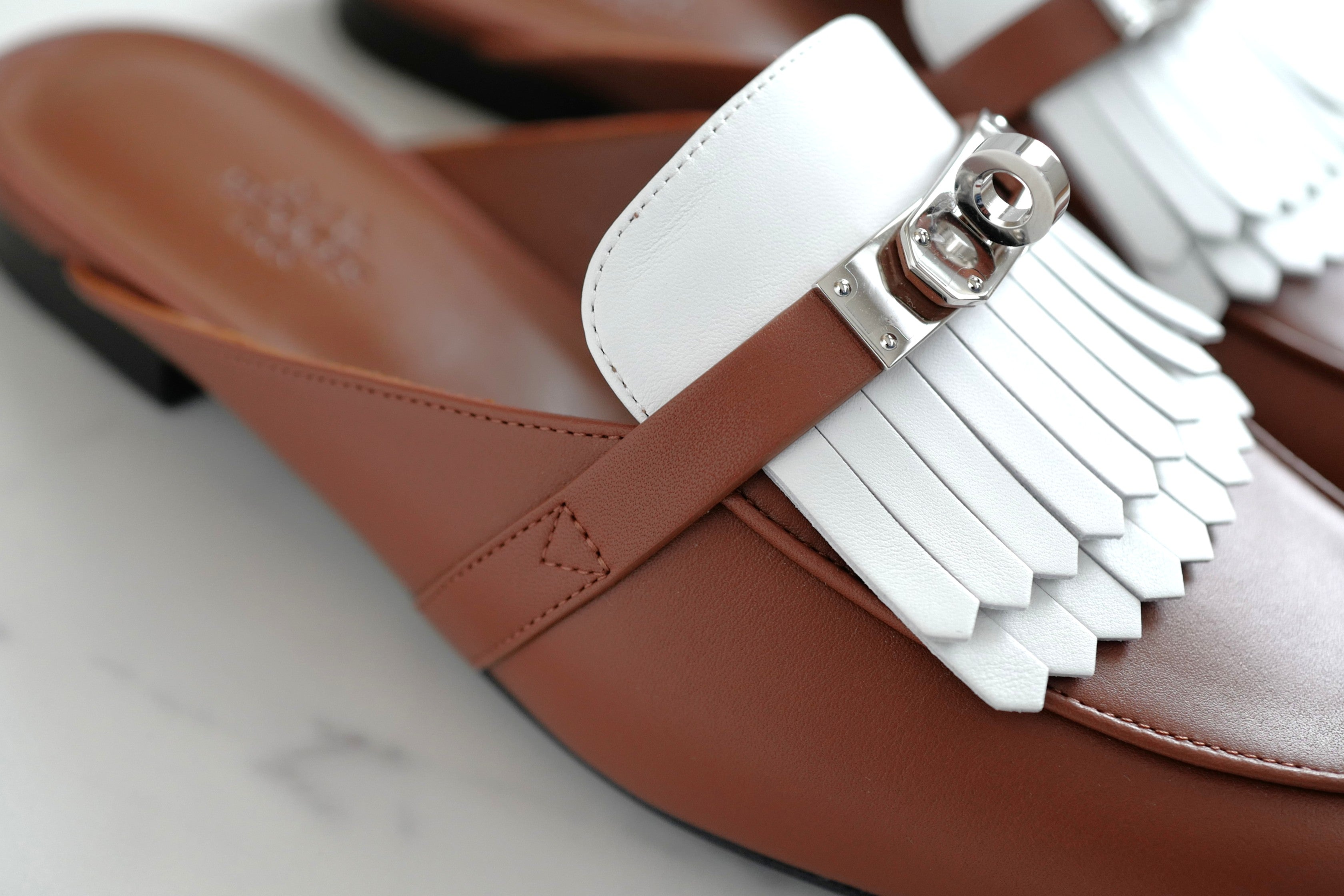 BNIB Hermes Women Mules Fringed Oz Supple Calfskin w/ PHW Size 38