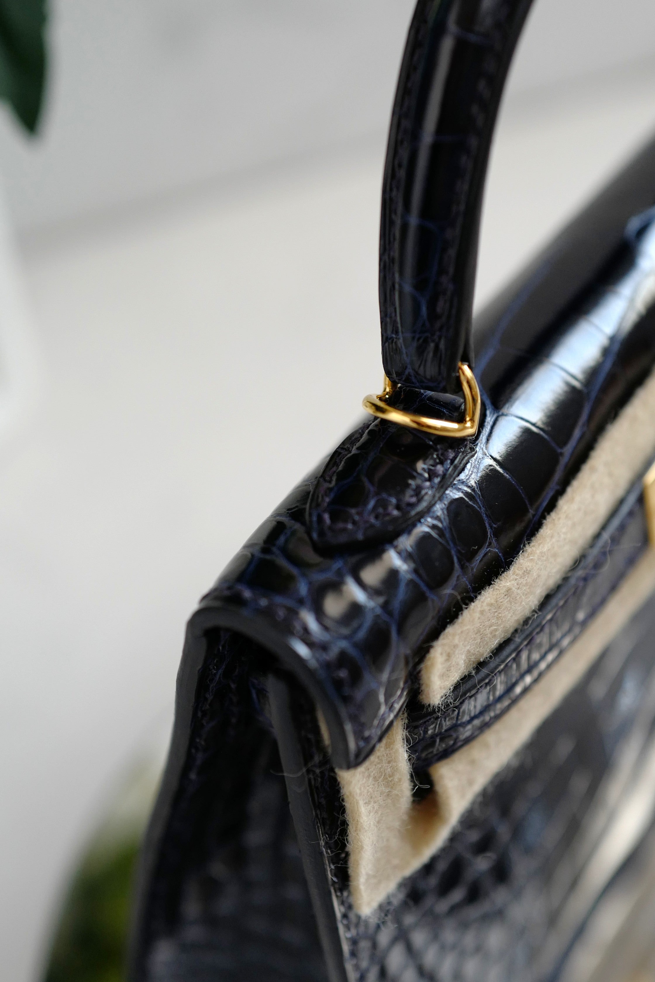 BNIB Hermes Mini Kelly Marine Shiny Alligator Gold Hardware