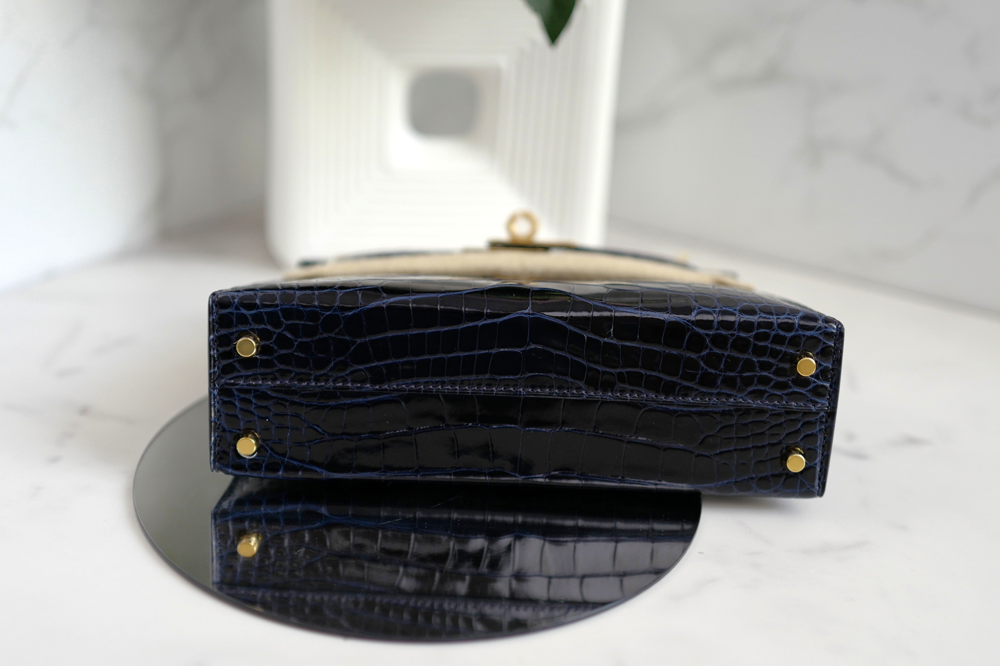 BNIB Hermes Mini Kelly Marine Shiny Alligator Gold Hardware