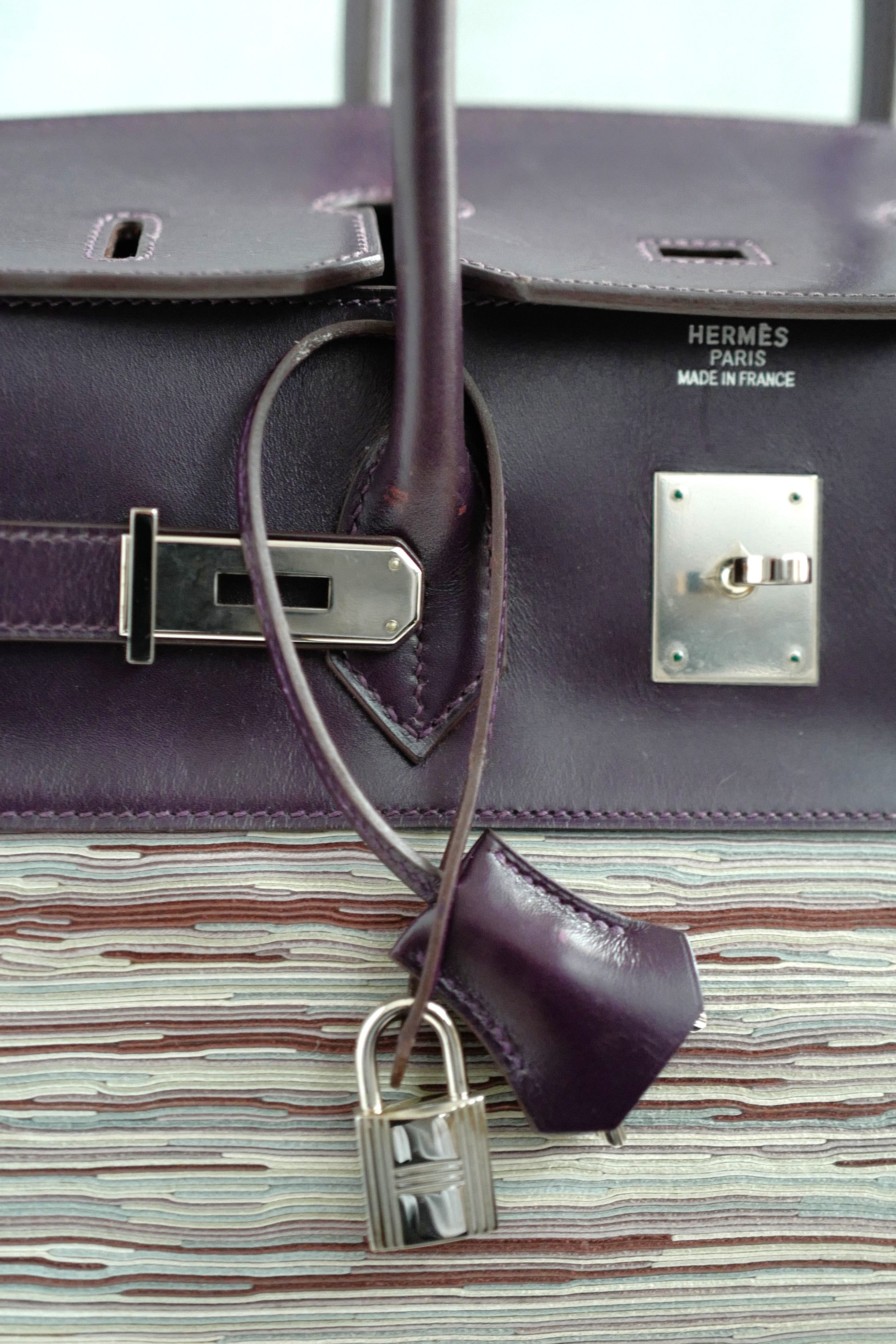 Preowned Hermes Birkin 35 Vibrato Raisin With Palladium HW Limited Edition