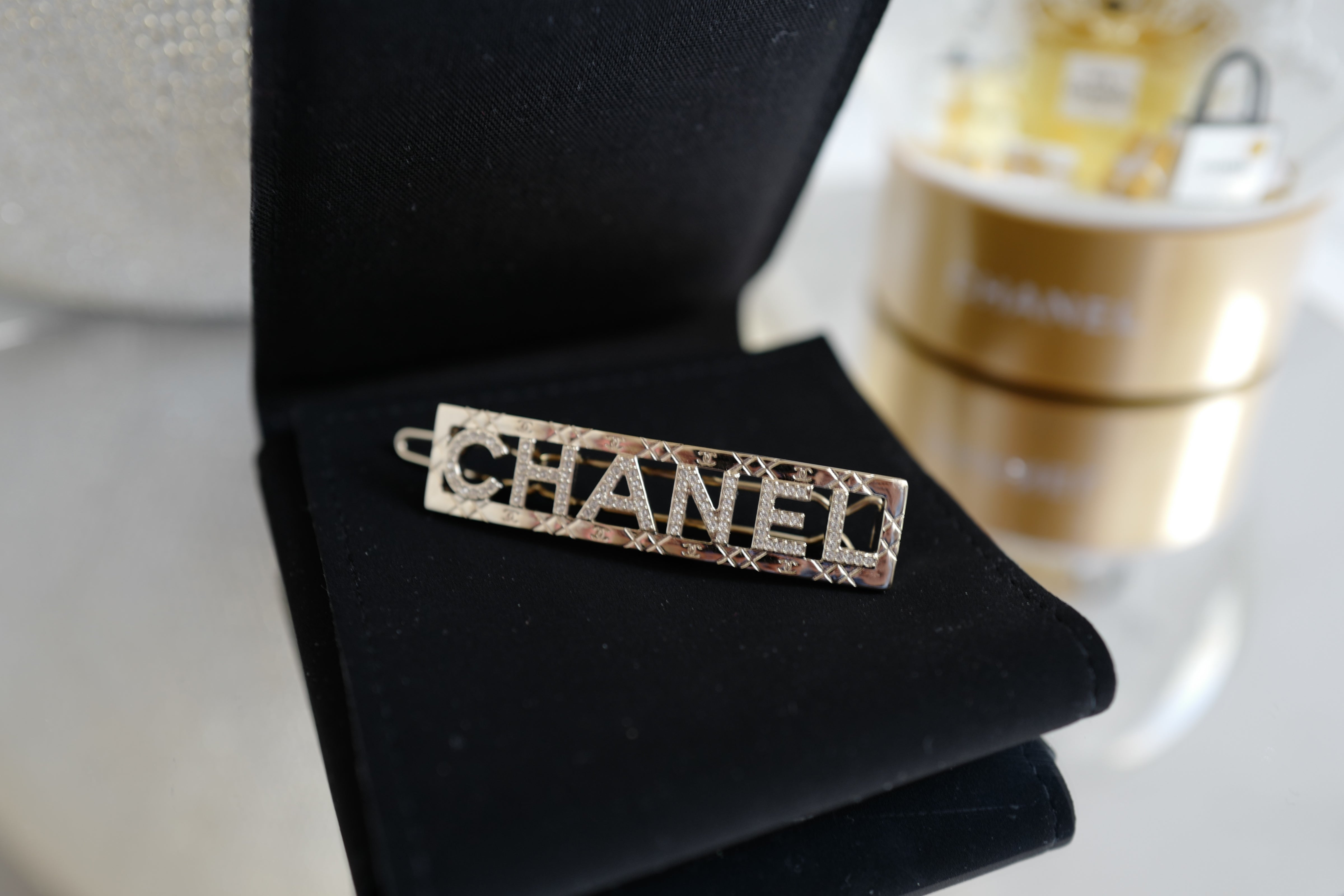 BNIB CHANEL Gold Barrette – Spring/Summer 2025 Collection 25P