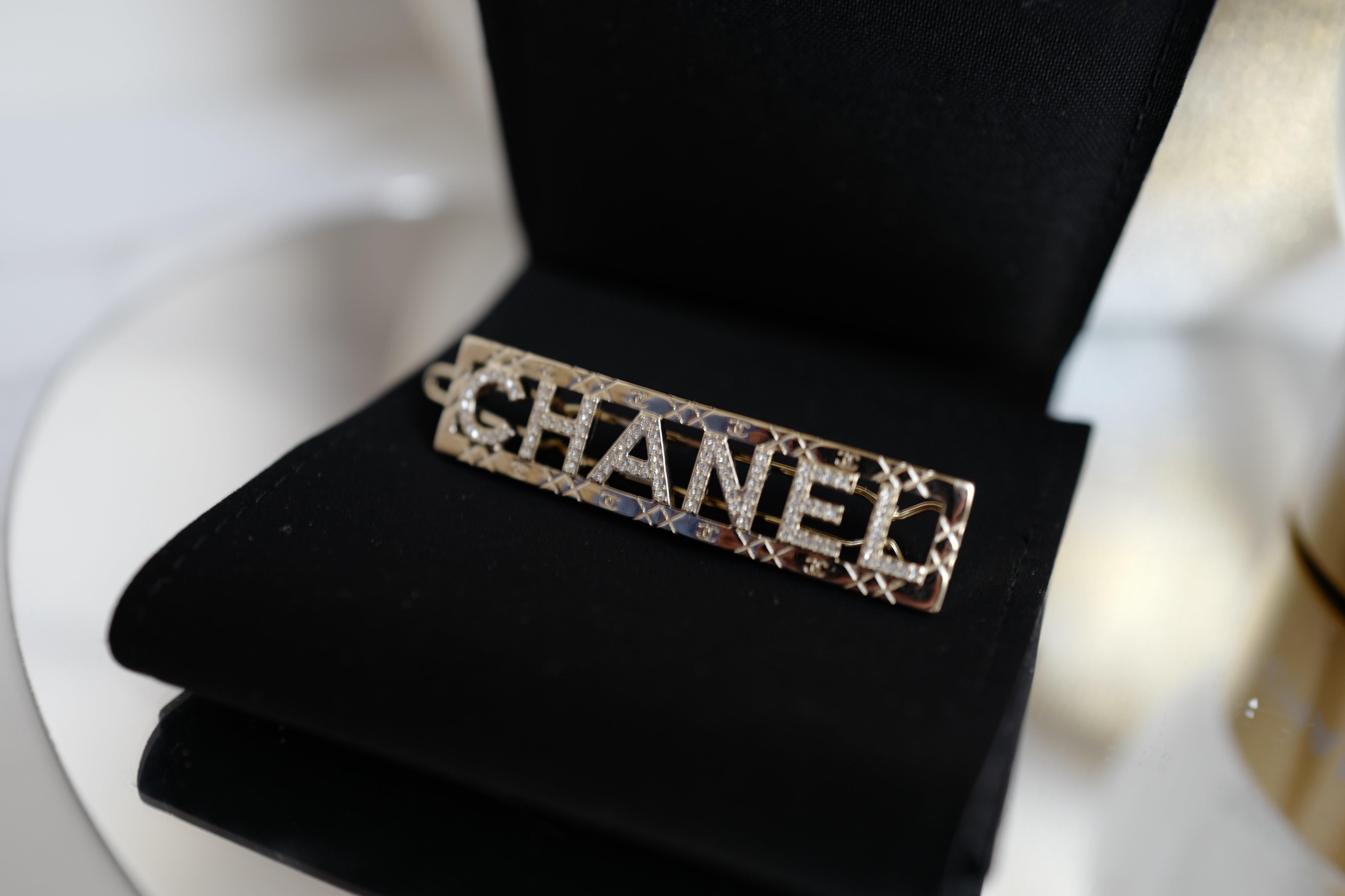 BNIB CHANEL Gold Barrette – Spring/Summer 2025 Collection 25P