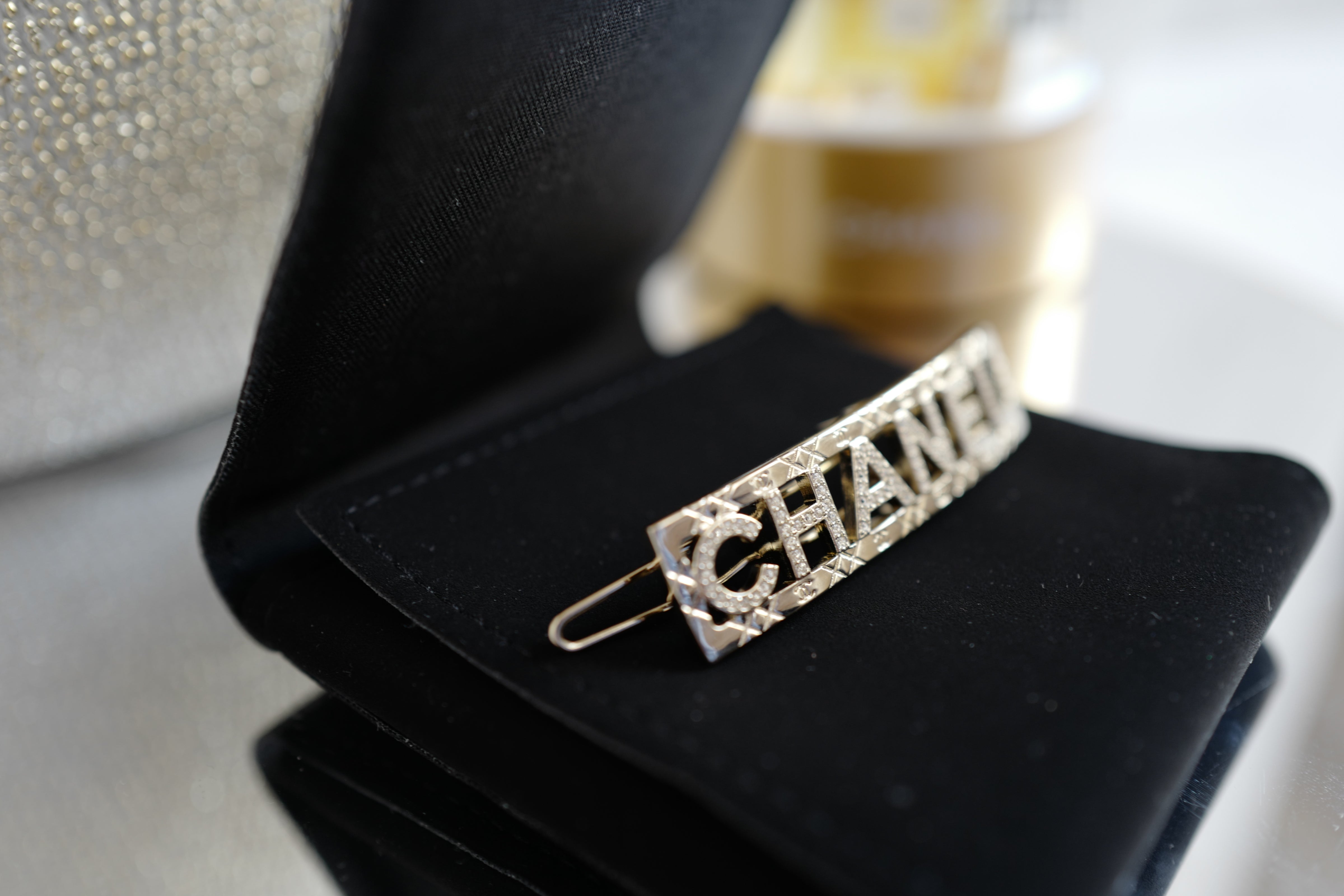 BNIB CHANEL Gold Barrette – Spring/Summer 2025 Collection 25P