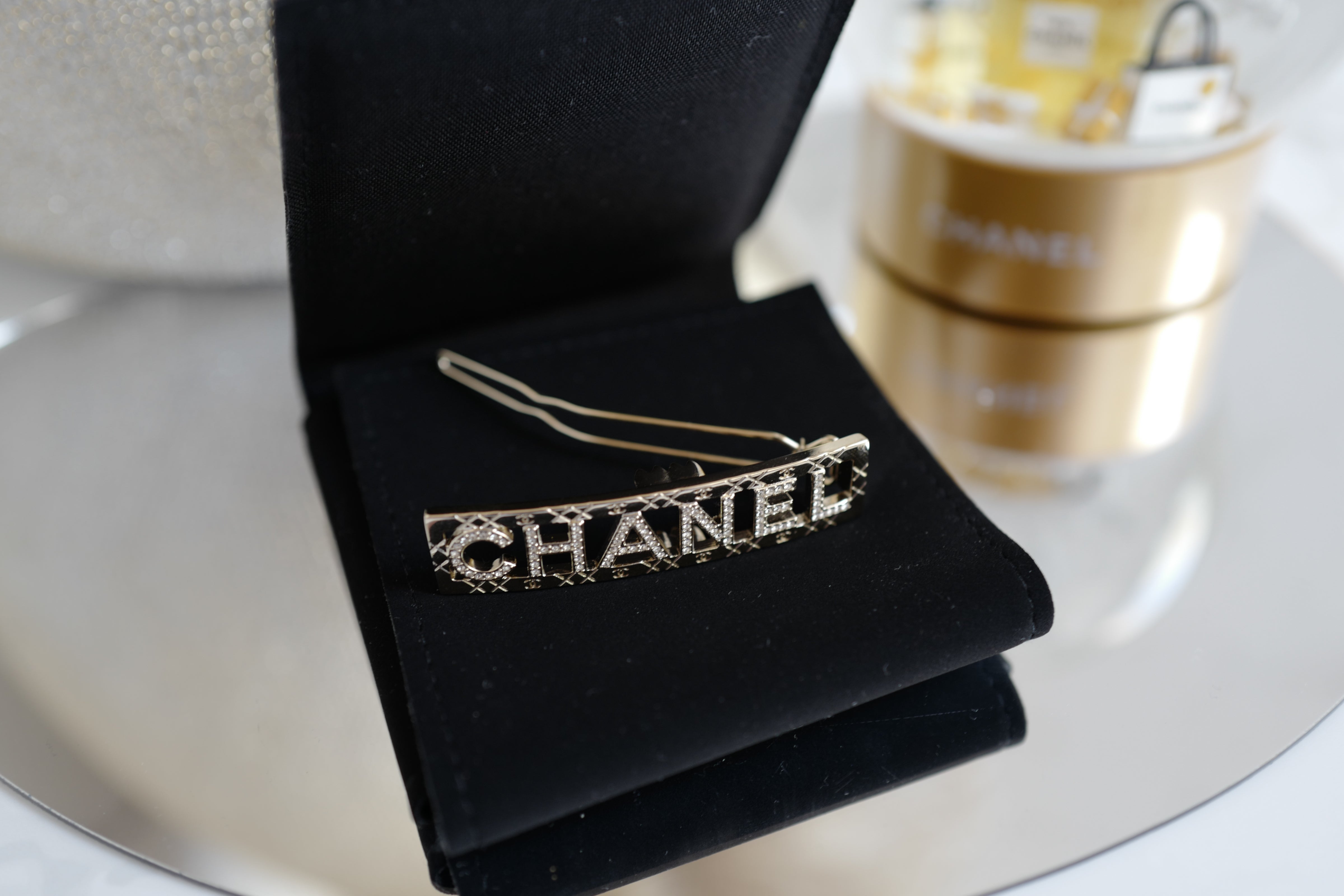 BNIB CHANEL Gold Barrette – Spring/Summer 2025 Collection 25P