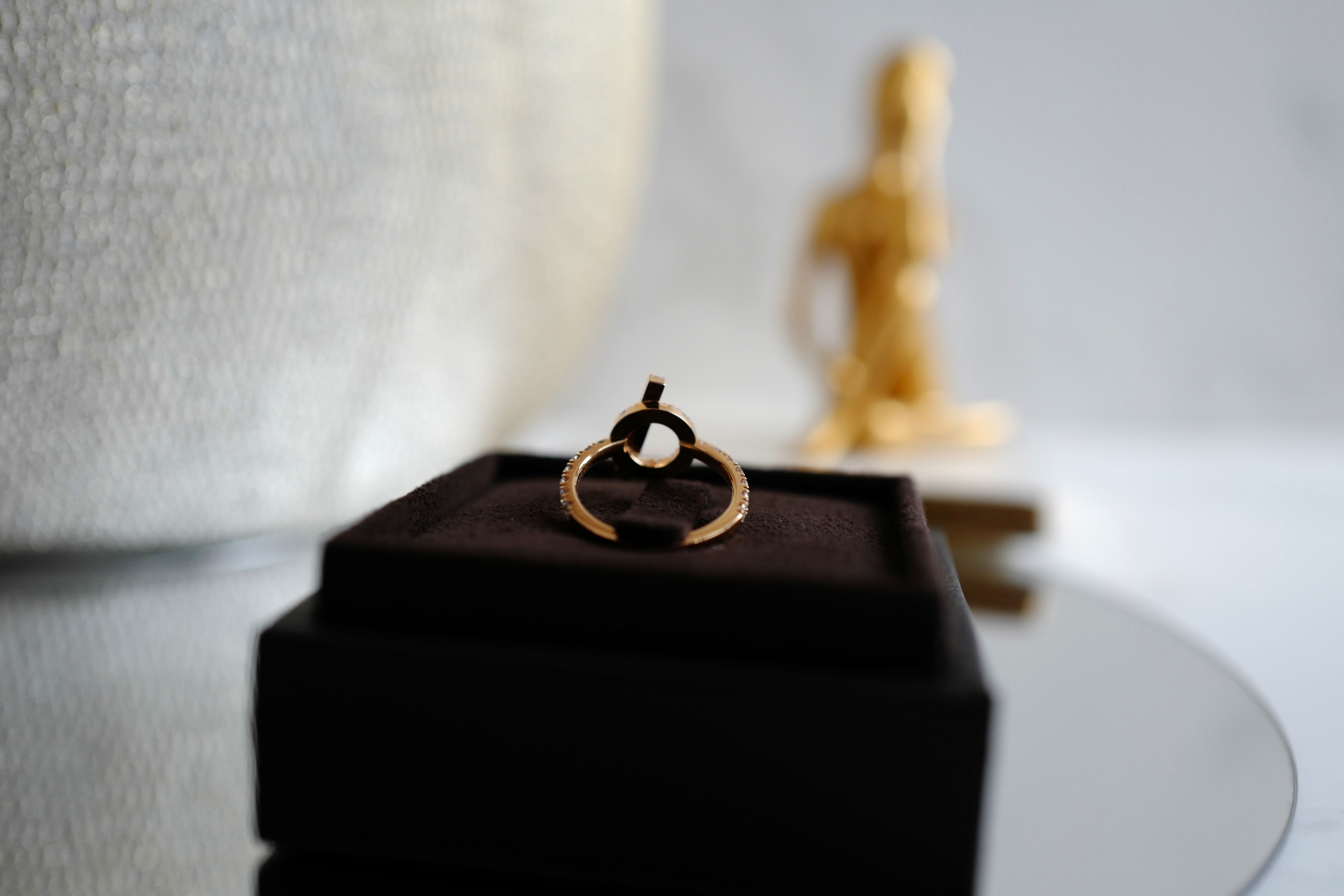 BNIB Hermes Finesse Ring Rose Gold with Diamonds – Size 53 Over $9K Retail