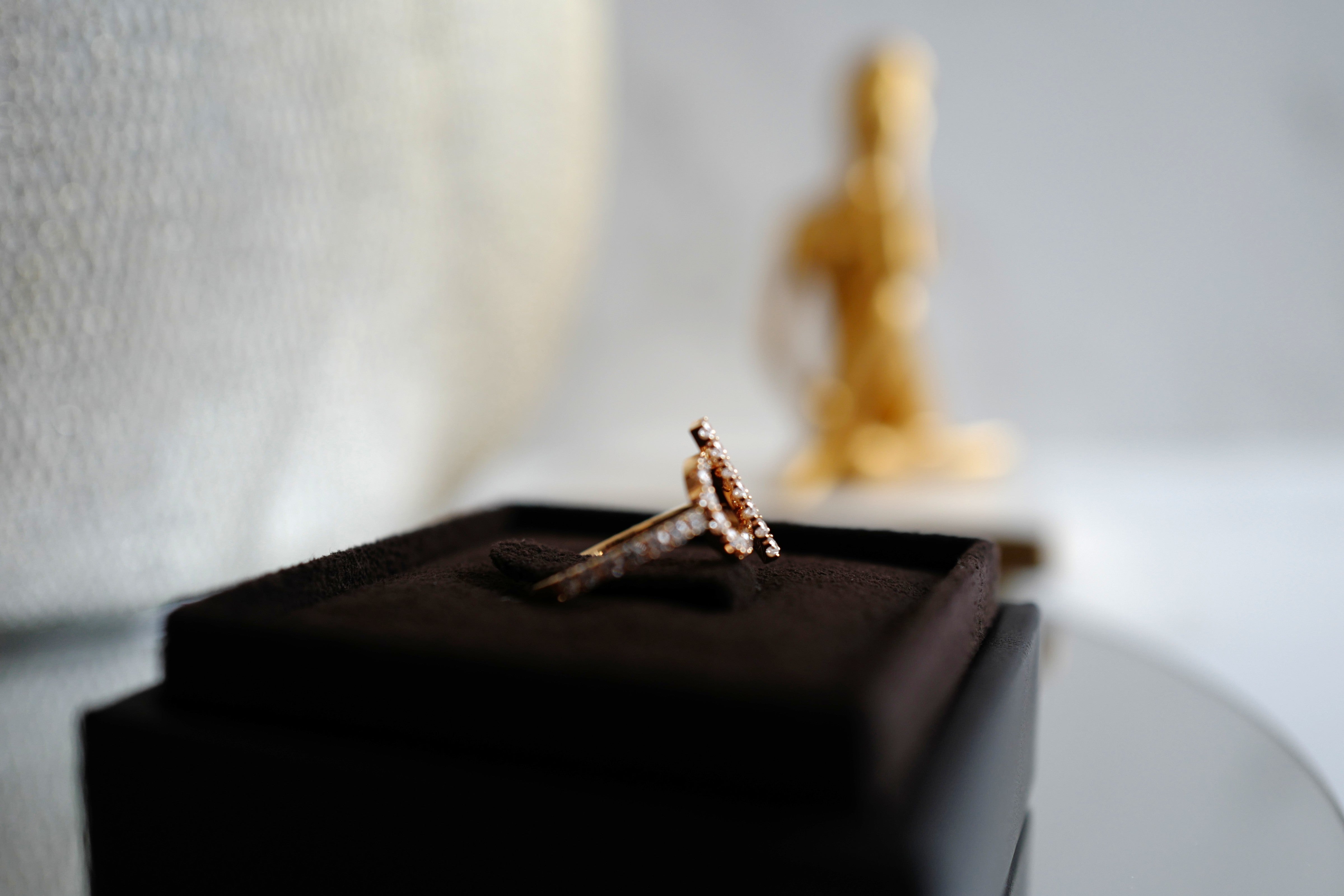 BNIB Hermes Finesse Ring Rose Gold with Diamonds – Size 53 Over $9K Retail