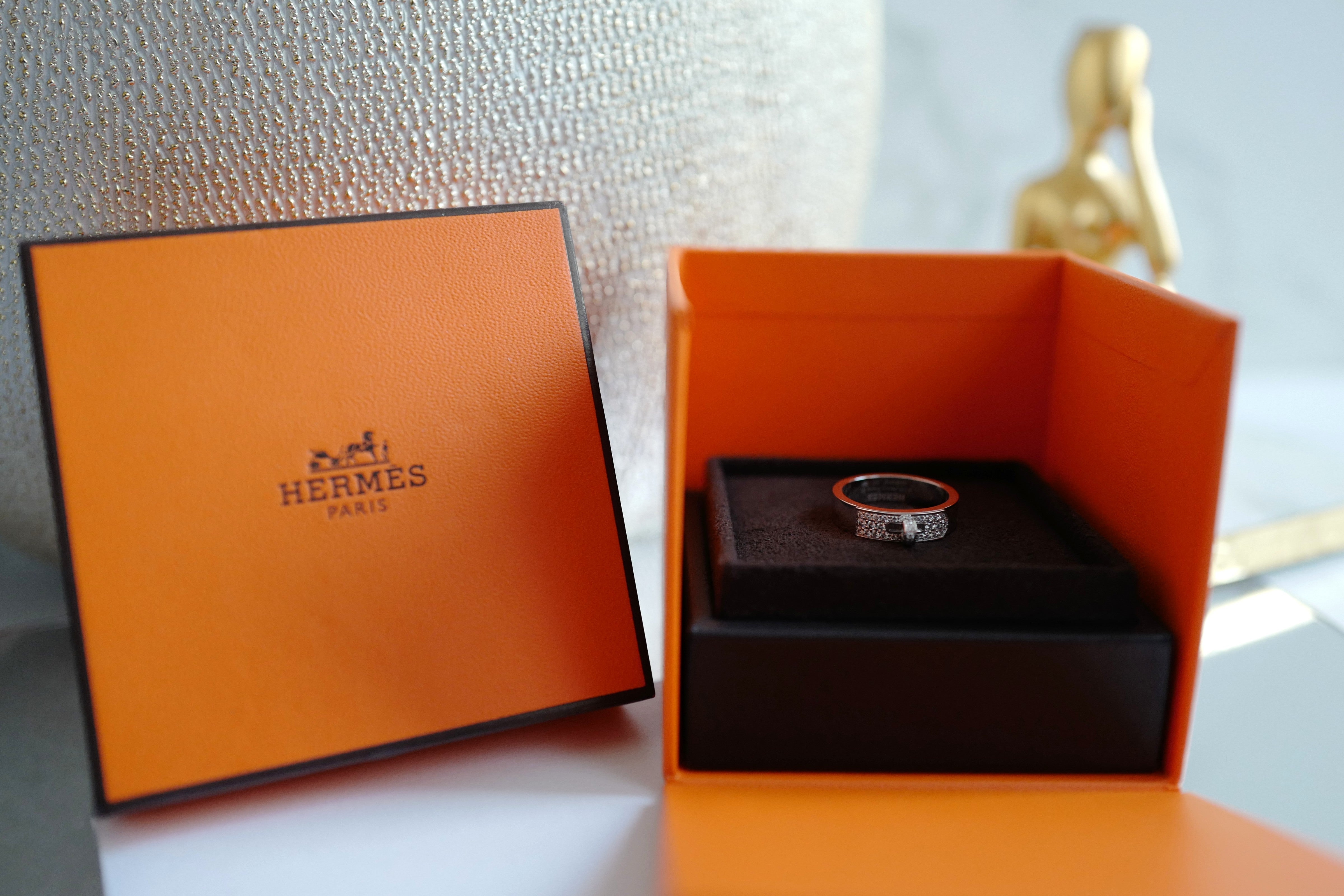 BNIB Hermes Kelly Ring in White Gold with Diamonds Size 50 $7500 Retail