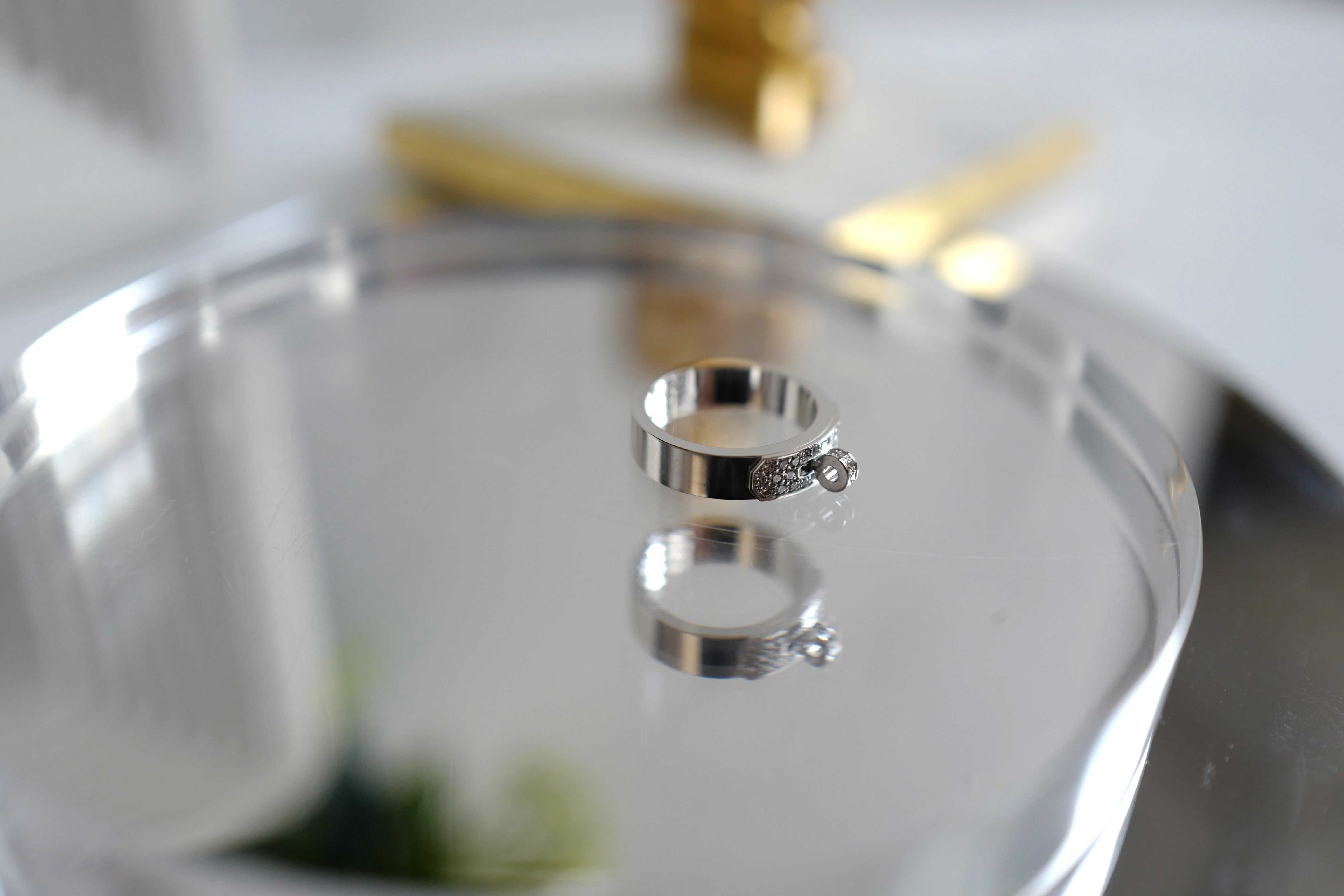 BNIB Hermes Kelly Ring in White Gold with Diamonds Size 50 $7500 Retail