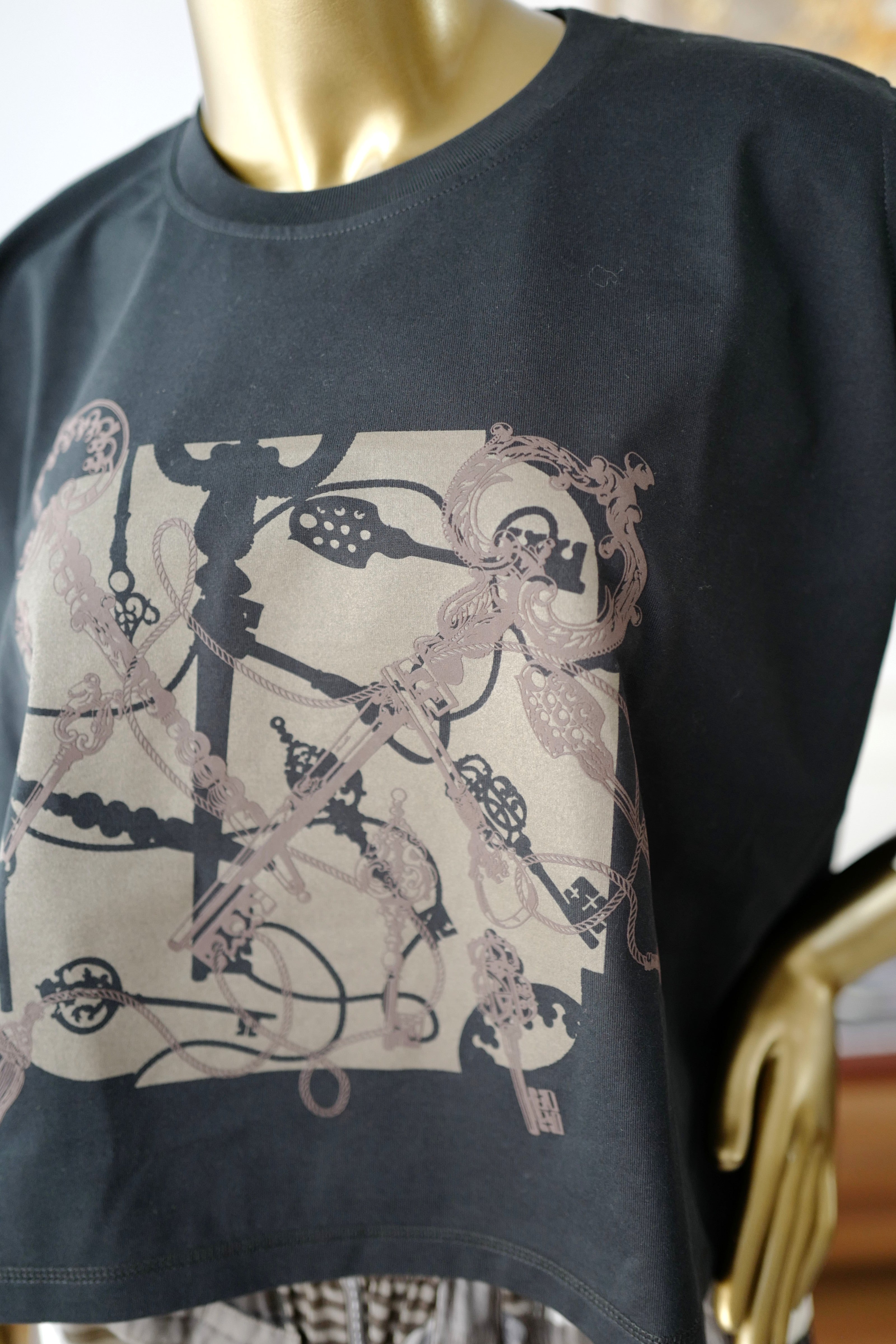 NEW Hermès "Les Clefs" Cropped T-shirt Noir Size 36 SS25
