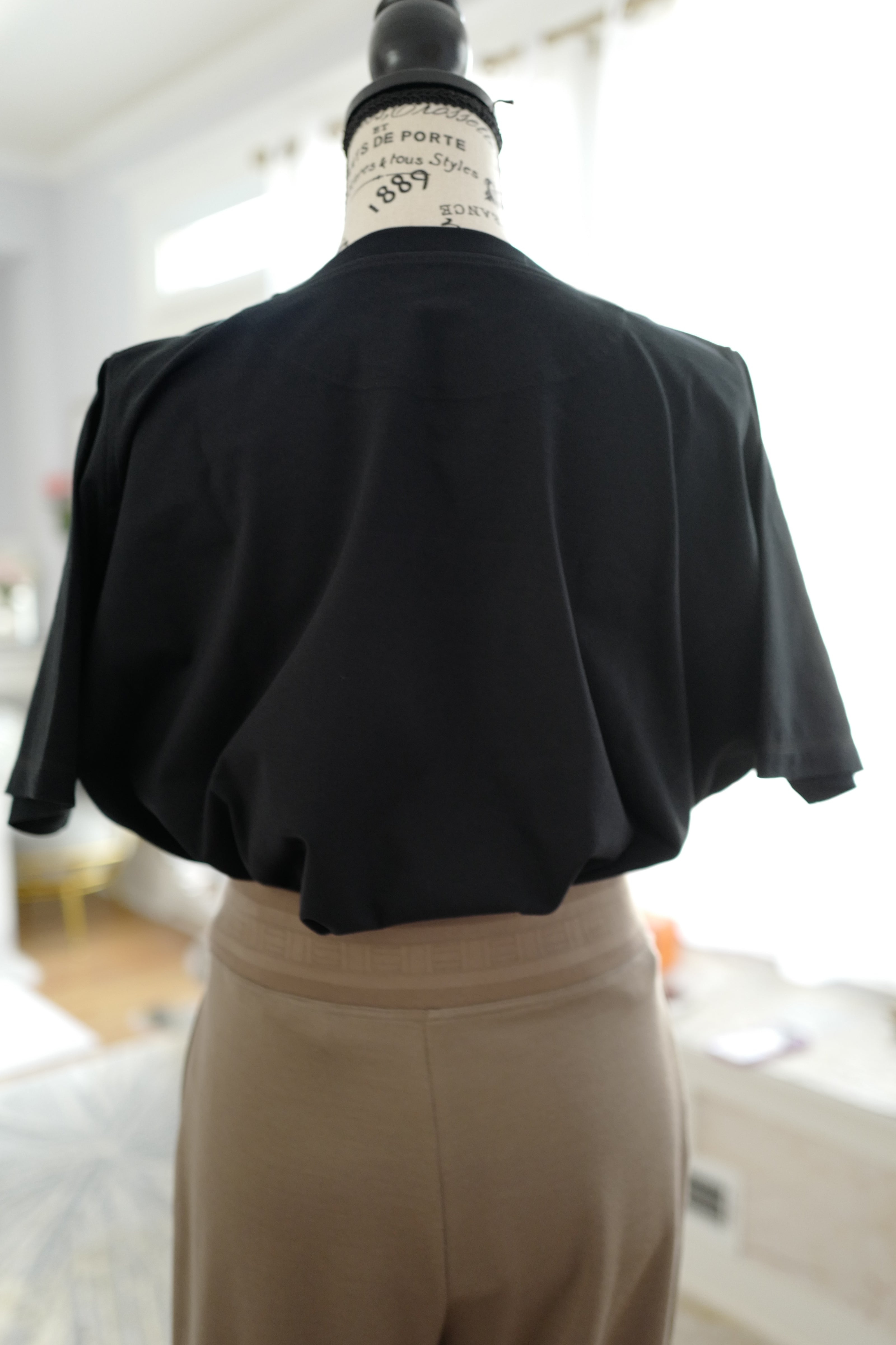 NEW Hermès "Les Clefs" Cropped T-shirt Noir Size 36 SS25