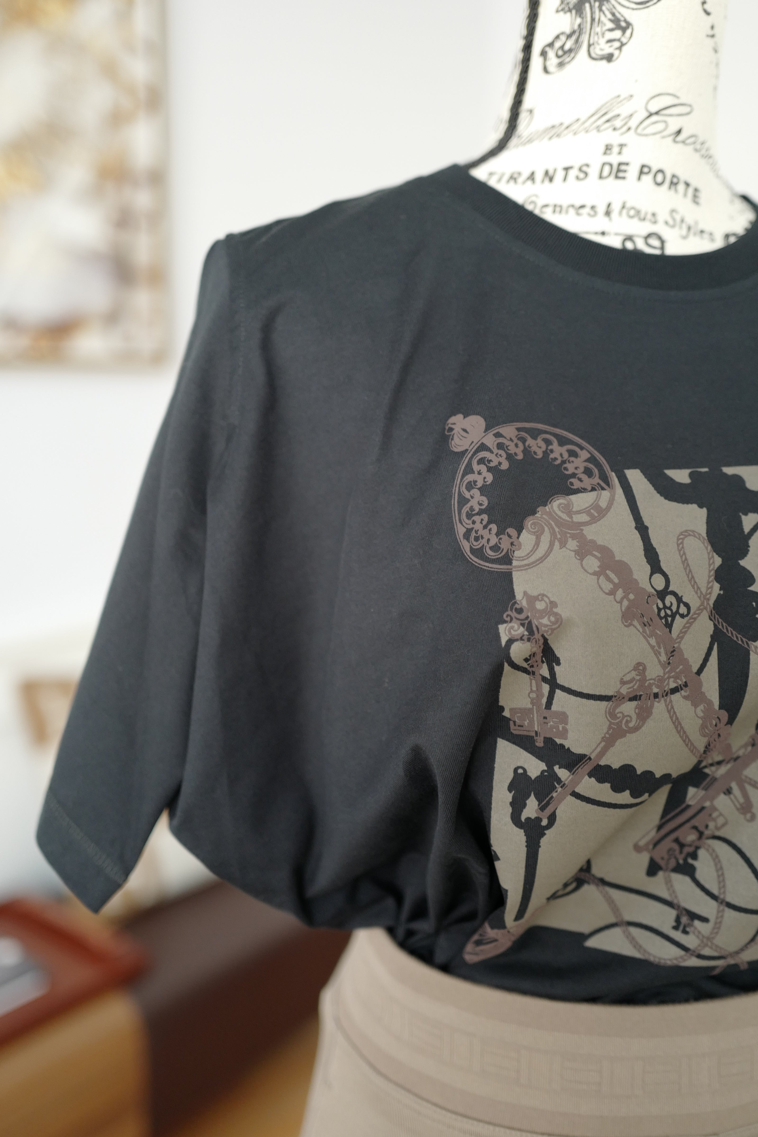 NEW Hermès "Les Clefs" Cropped T-shirt Noir Size 36 SS25
