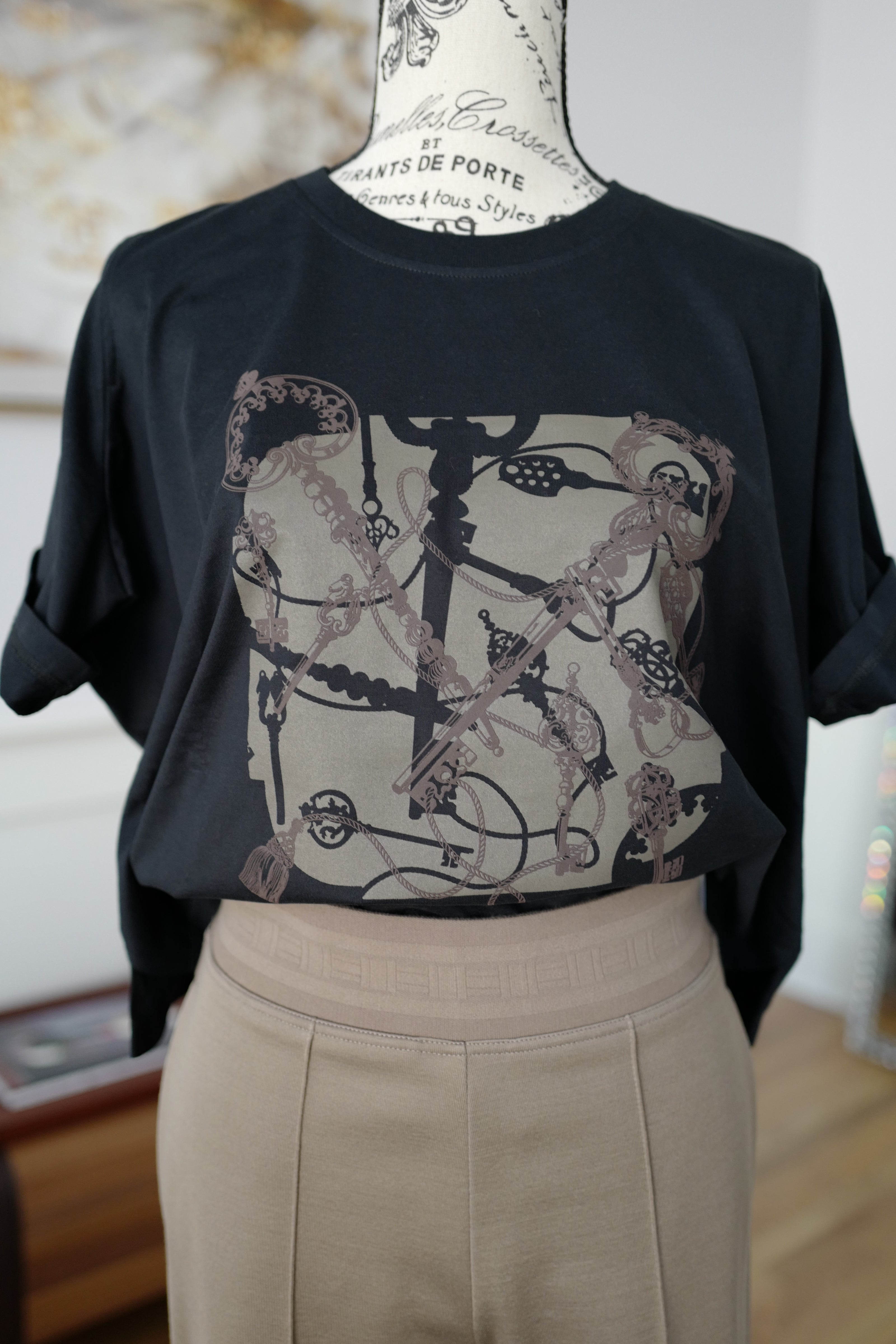 NEW Hermès "Les Clefs" Cropped T-shirt Noir Size 36 SS25