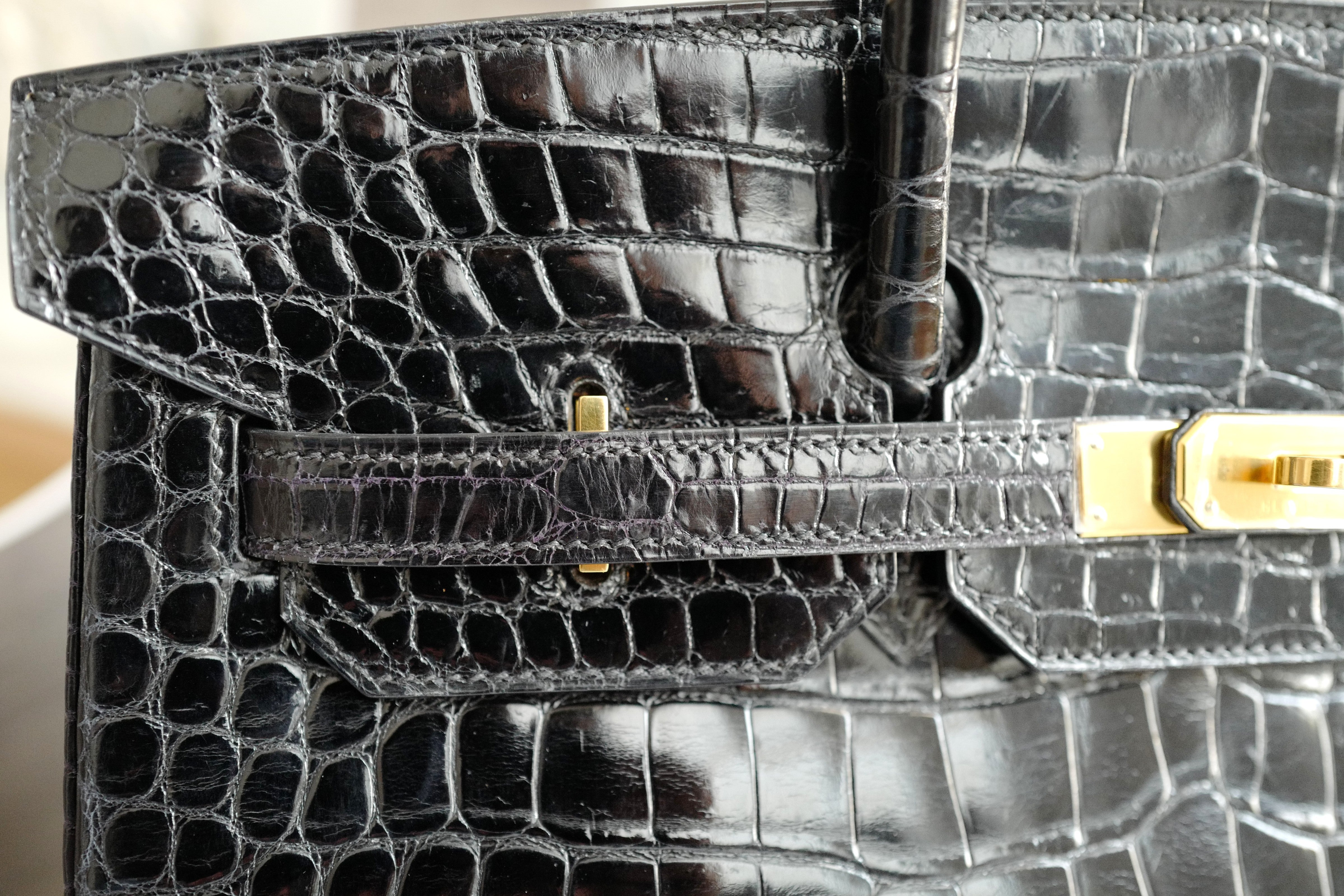 Hermès Birkin 35 Black Shiny Porosus Crocodile Gold HW #D Preowned Condition
