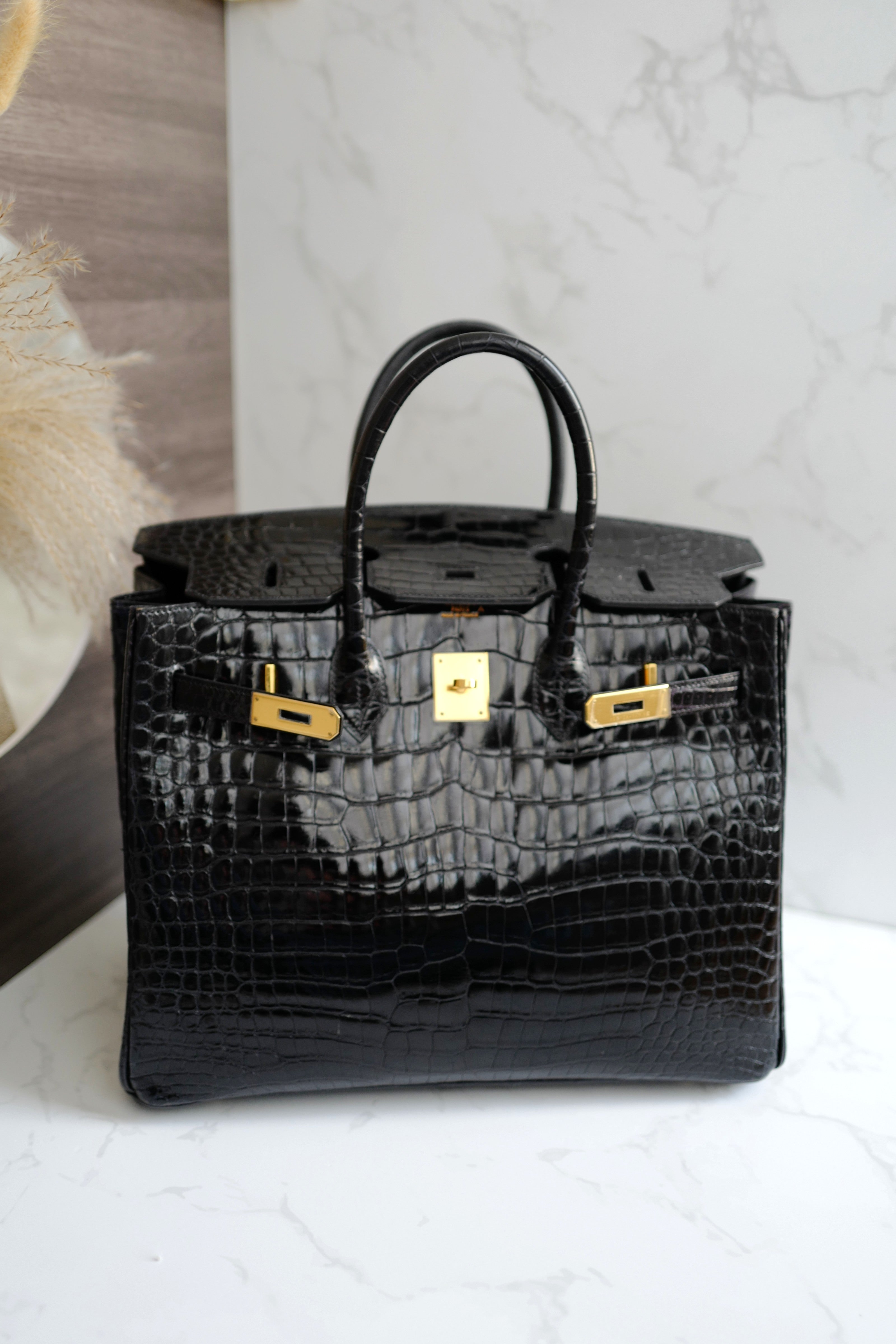 Hermès Birkin 35 Black Shiny Porosus Crocodile Gold HW #D Preowned Condition