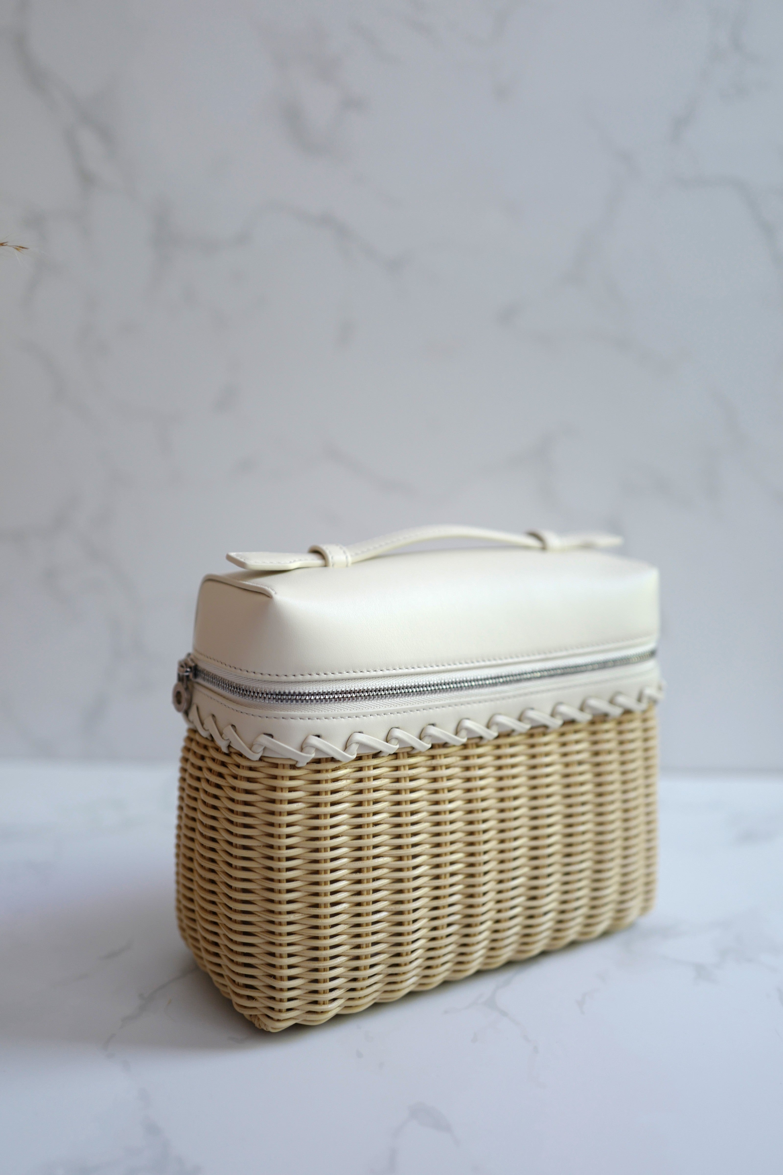 BNIB Loro Piana Extra Pocket L19 North-South Wicker Bag With Crossbody Strap