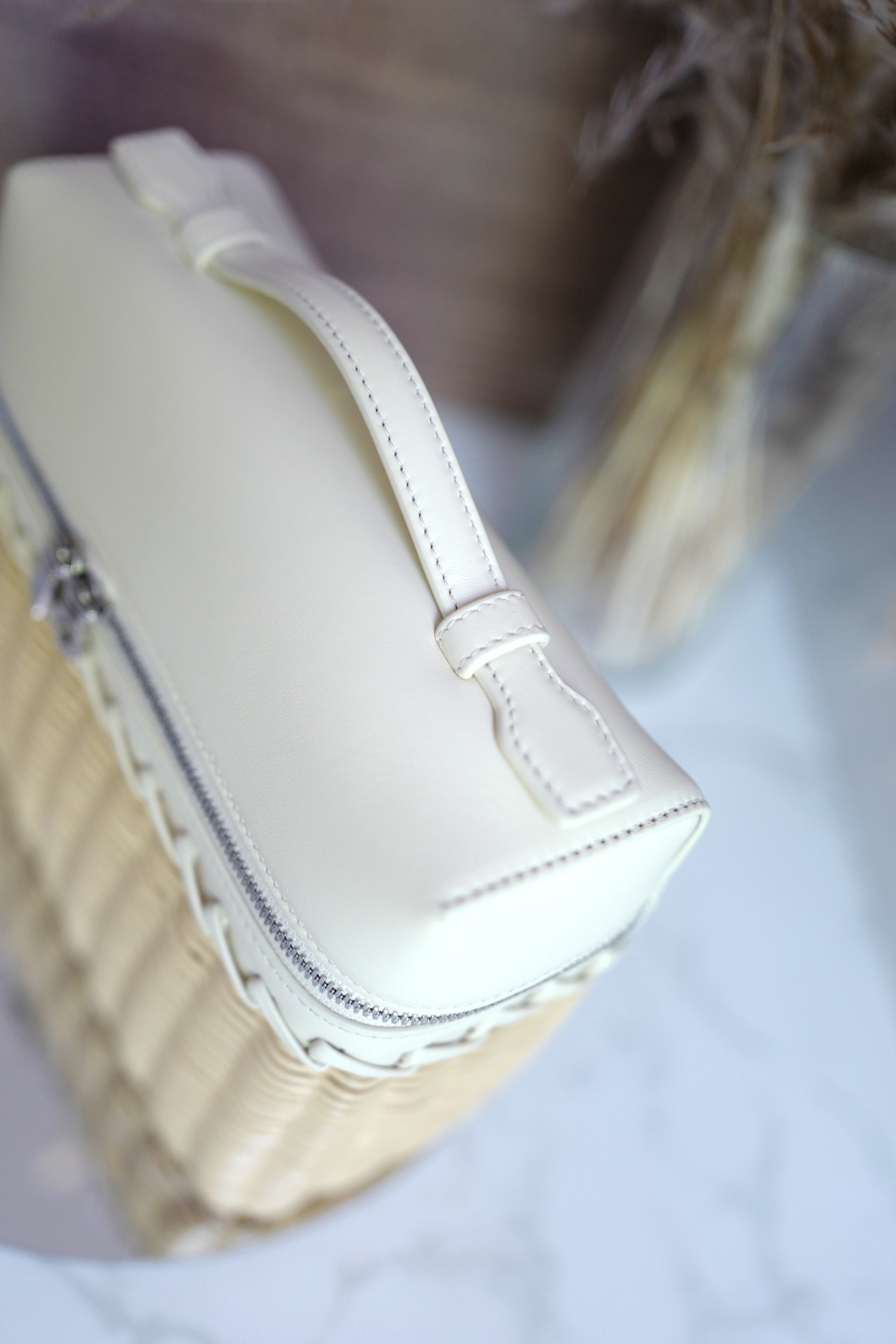 BNIB Loro Piana Extra Pocket L19 North-South Wicker Bag With Crossbody Strap