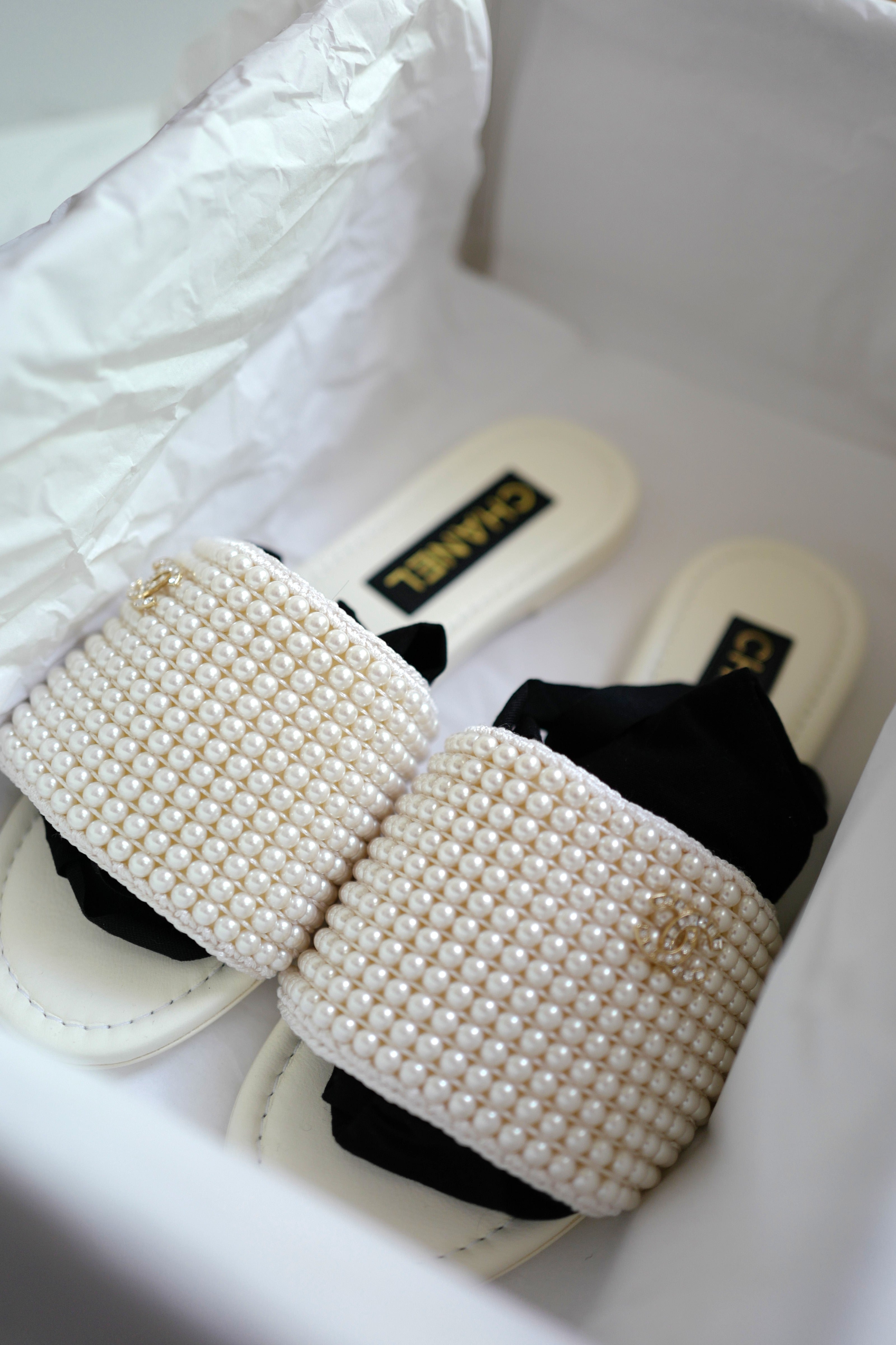 BNIB Chanel Spring Summer Collection 25S Mules Flat With Pearls - Size 38