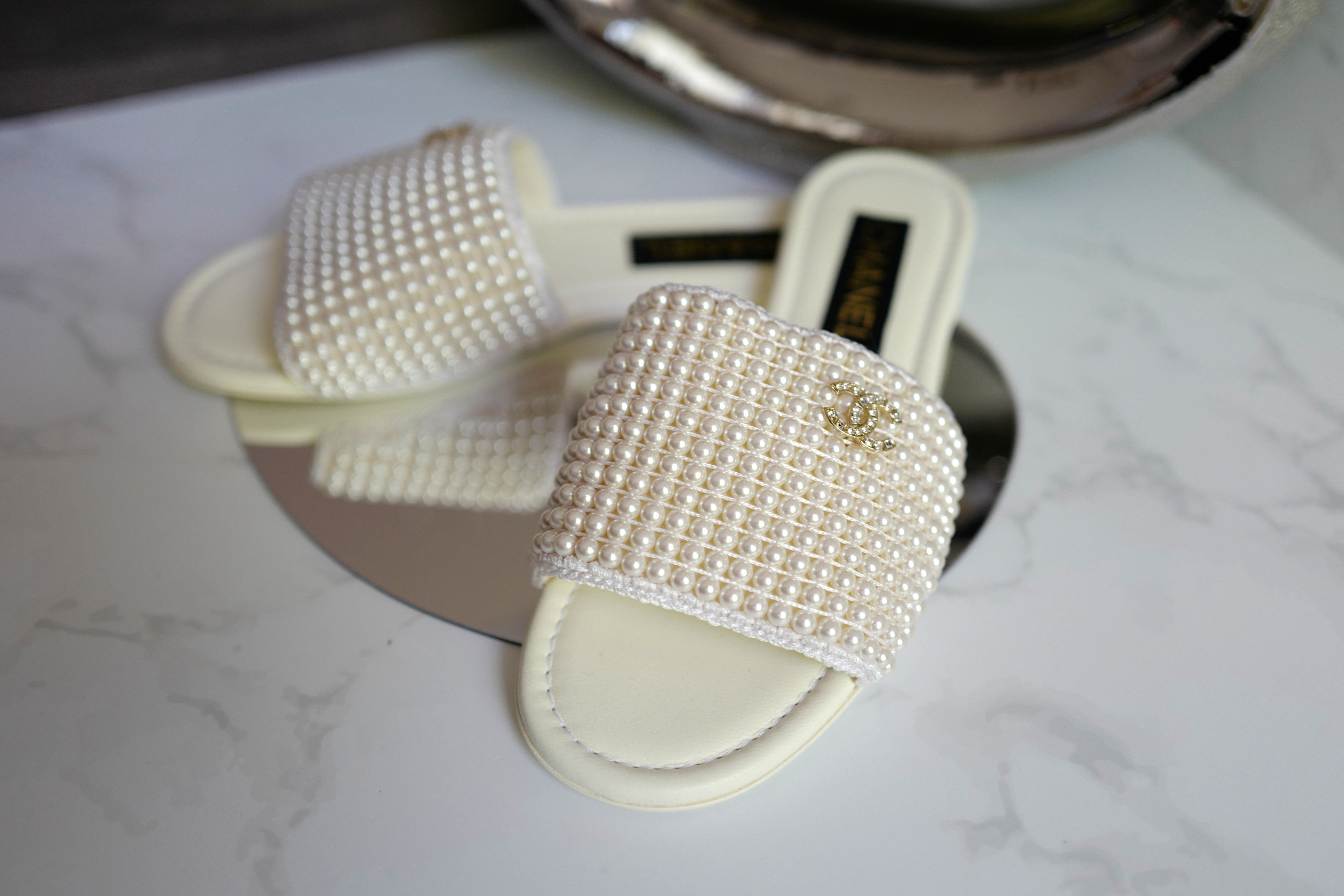 BNIB Chanel Spring Summer Collection 25S Mules Flat With Pearls - Size 38