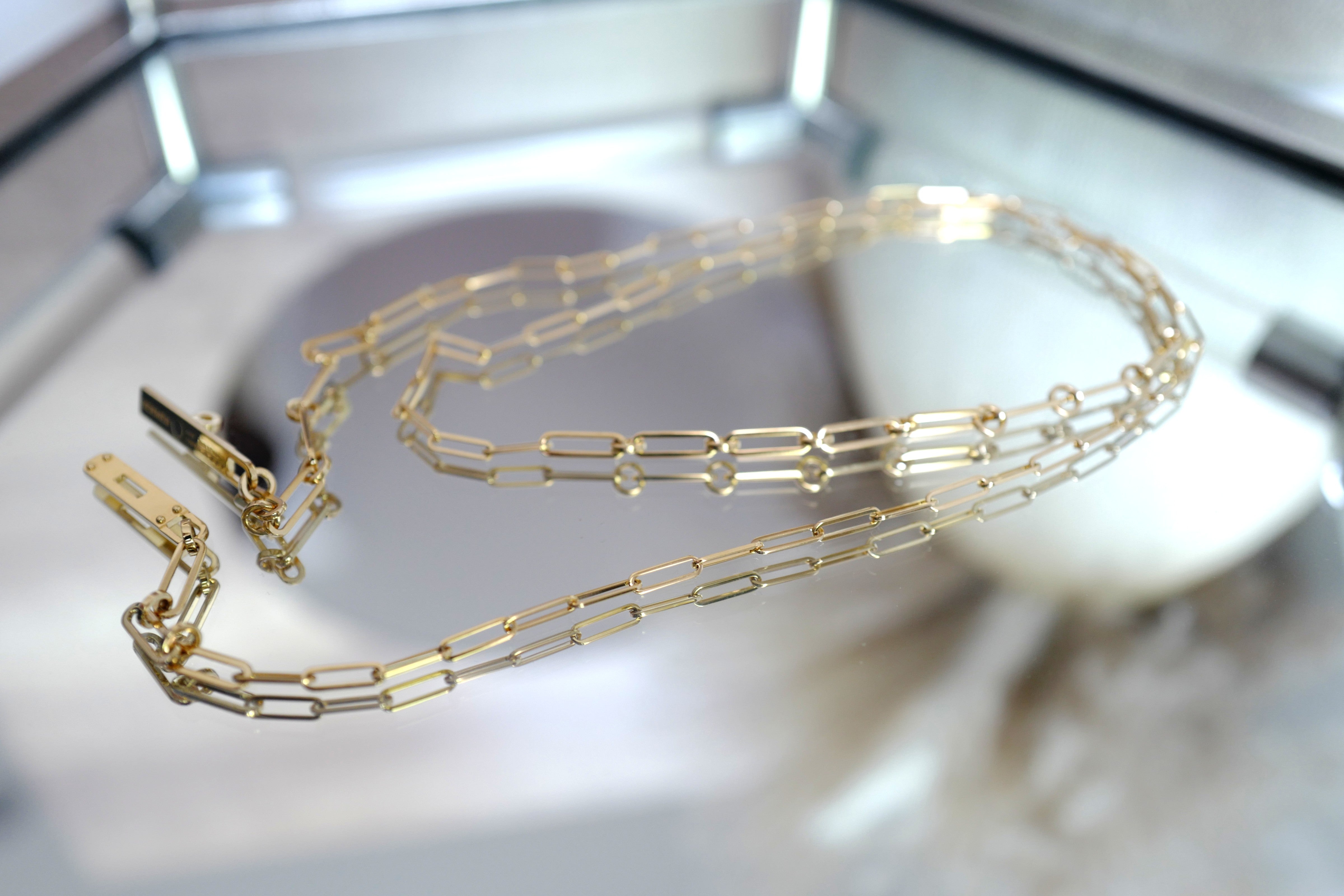 Brand NEW Hermès Kelly Long Chaine Necklace in Gold, New Model