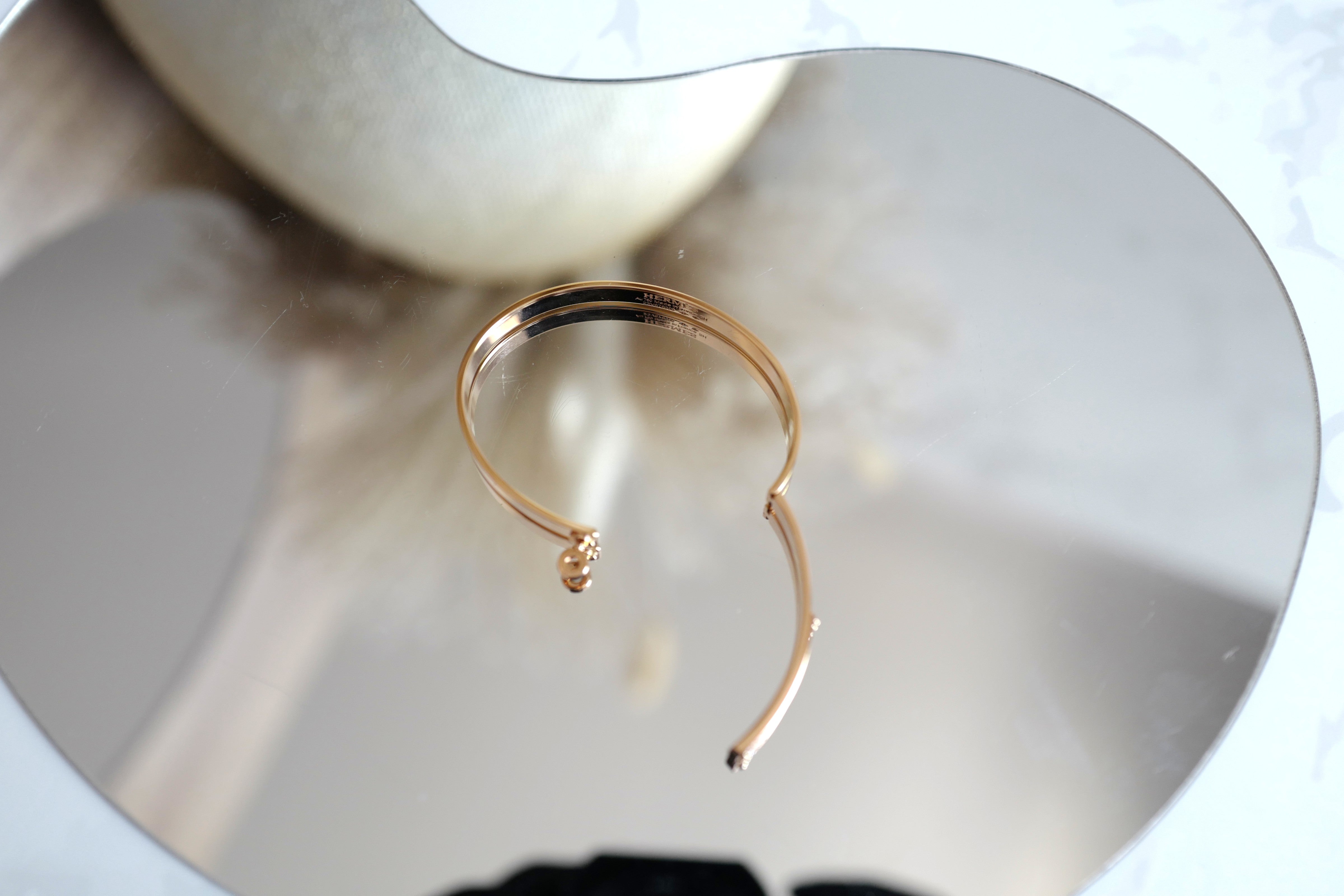 Brand New Hermès Kelly Bracelet With Diamonds in Rose Gold 18K, Small Model SH